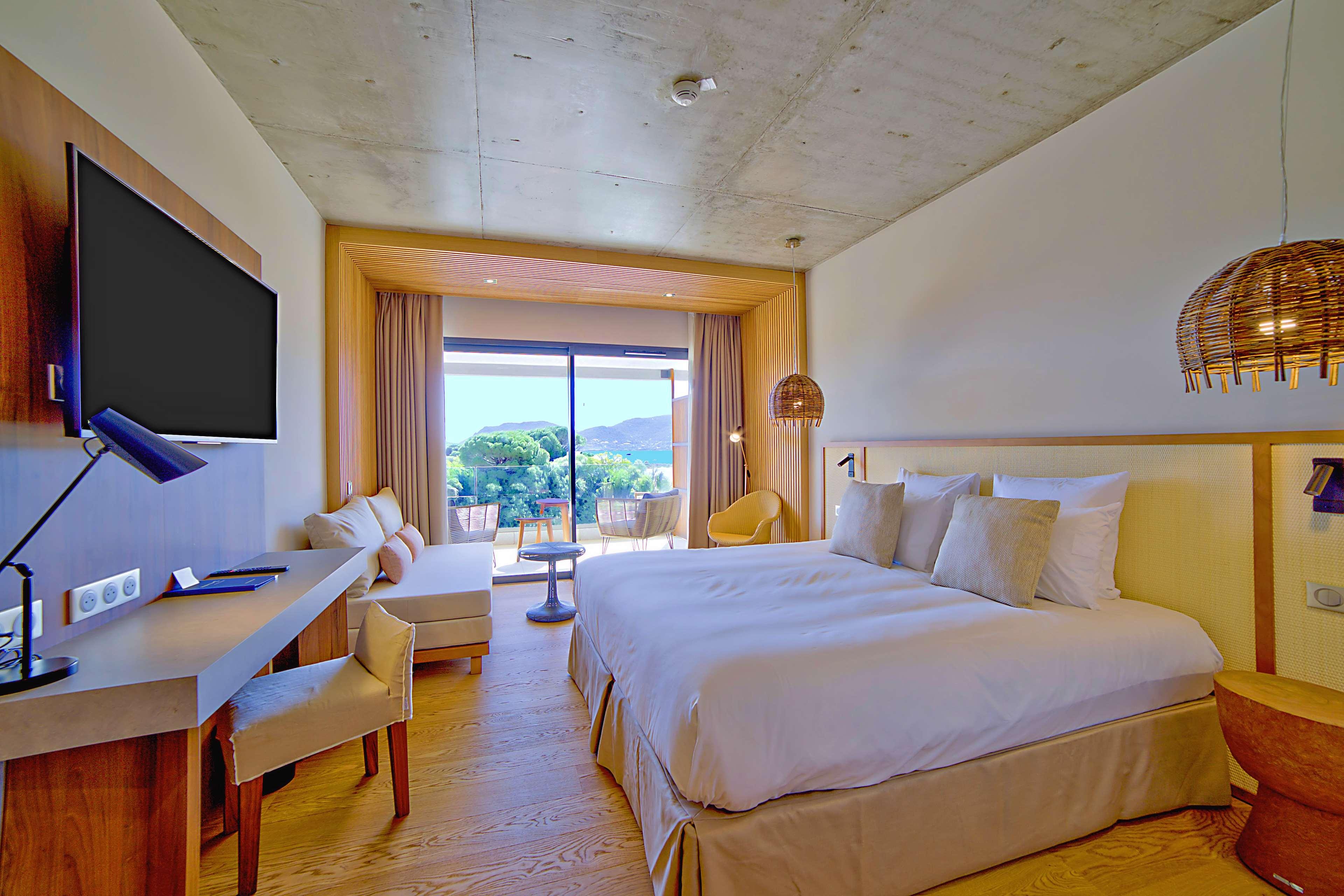 Double Deluxe Sea View