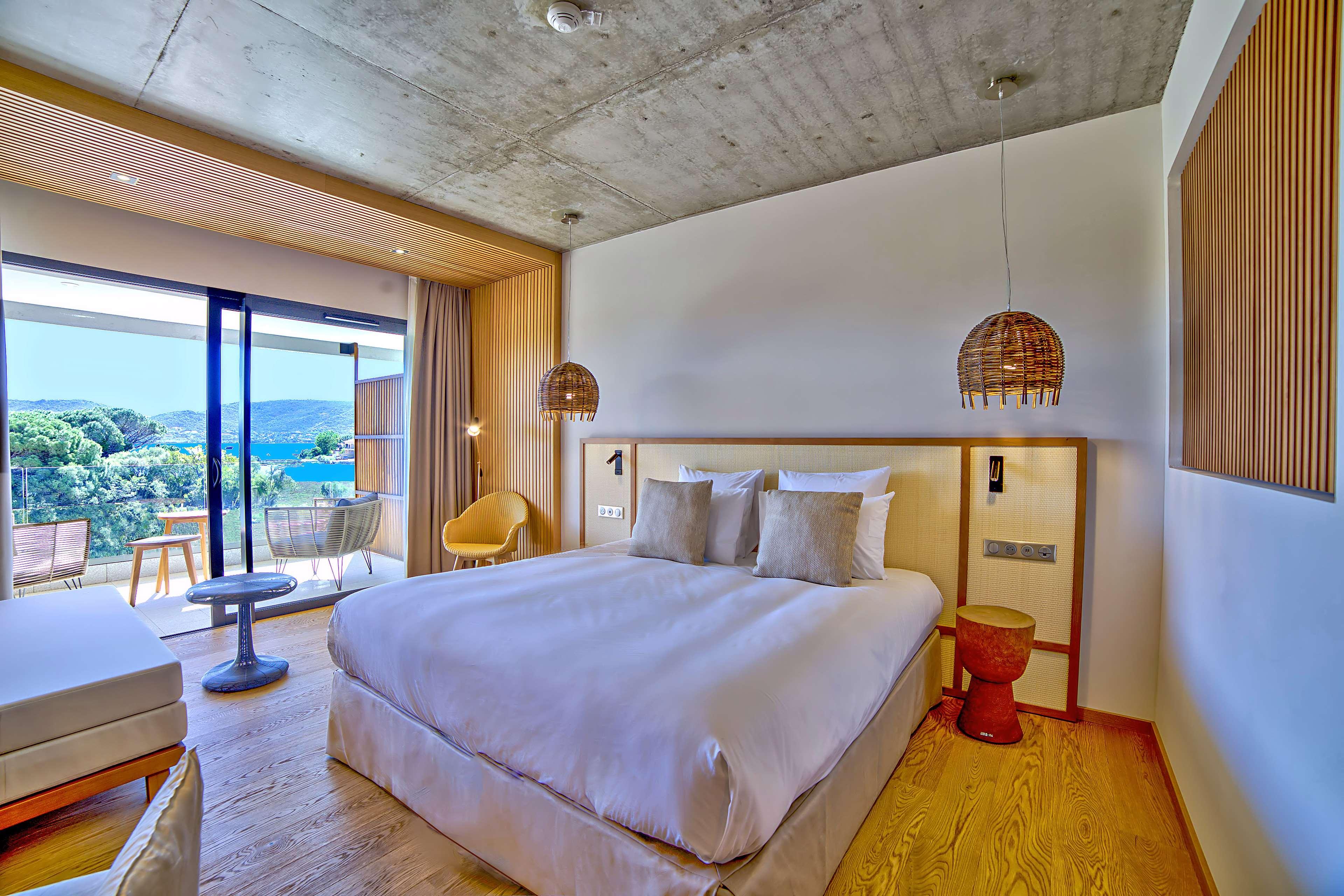 Double Superior Sea View