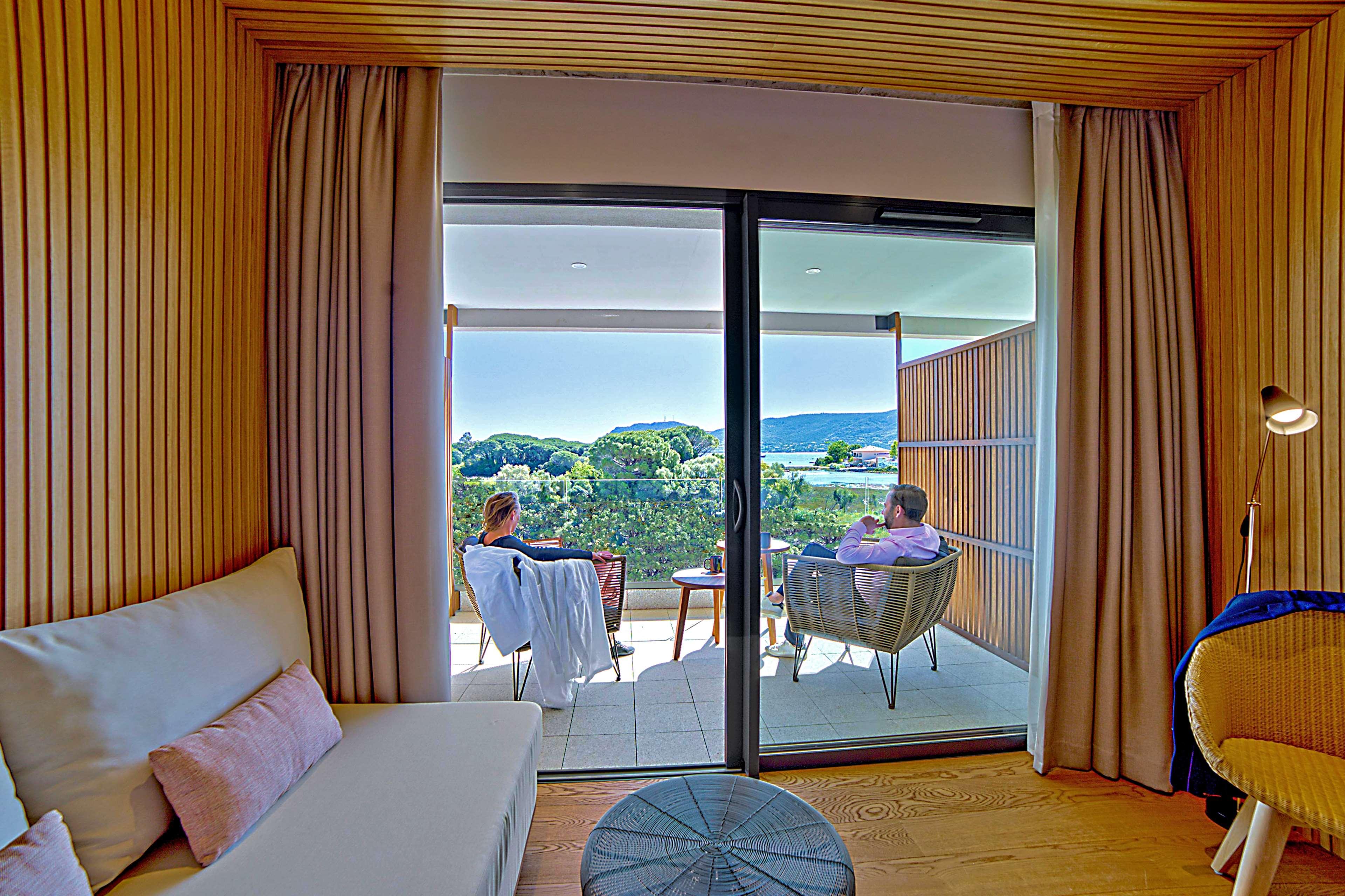 Double Deluxe Sea View