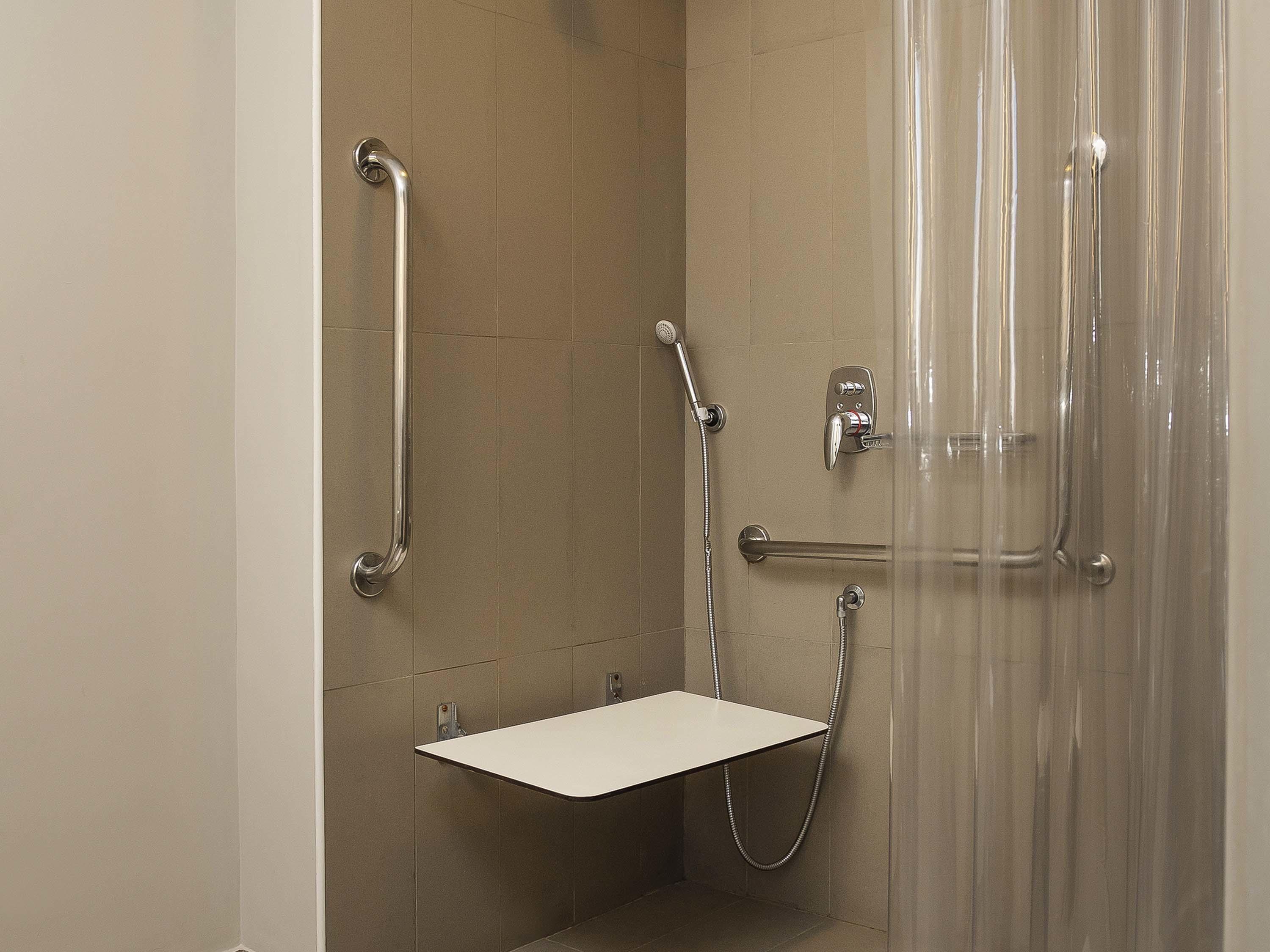 Double Accessible