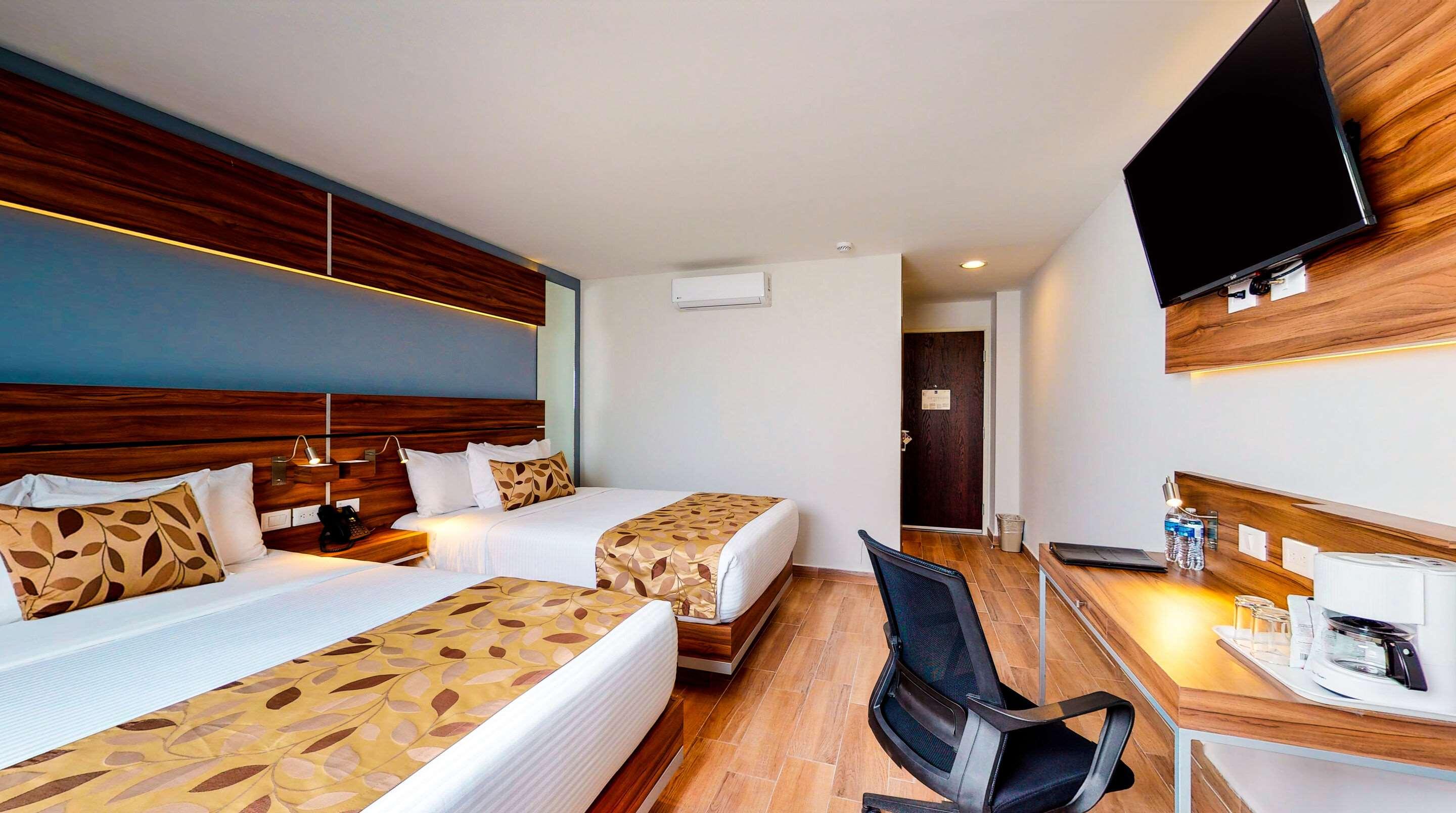 Double Two Double Beds Non Smoking