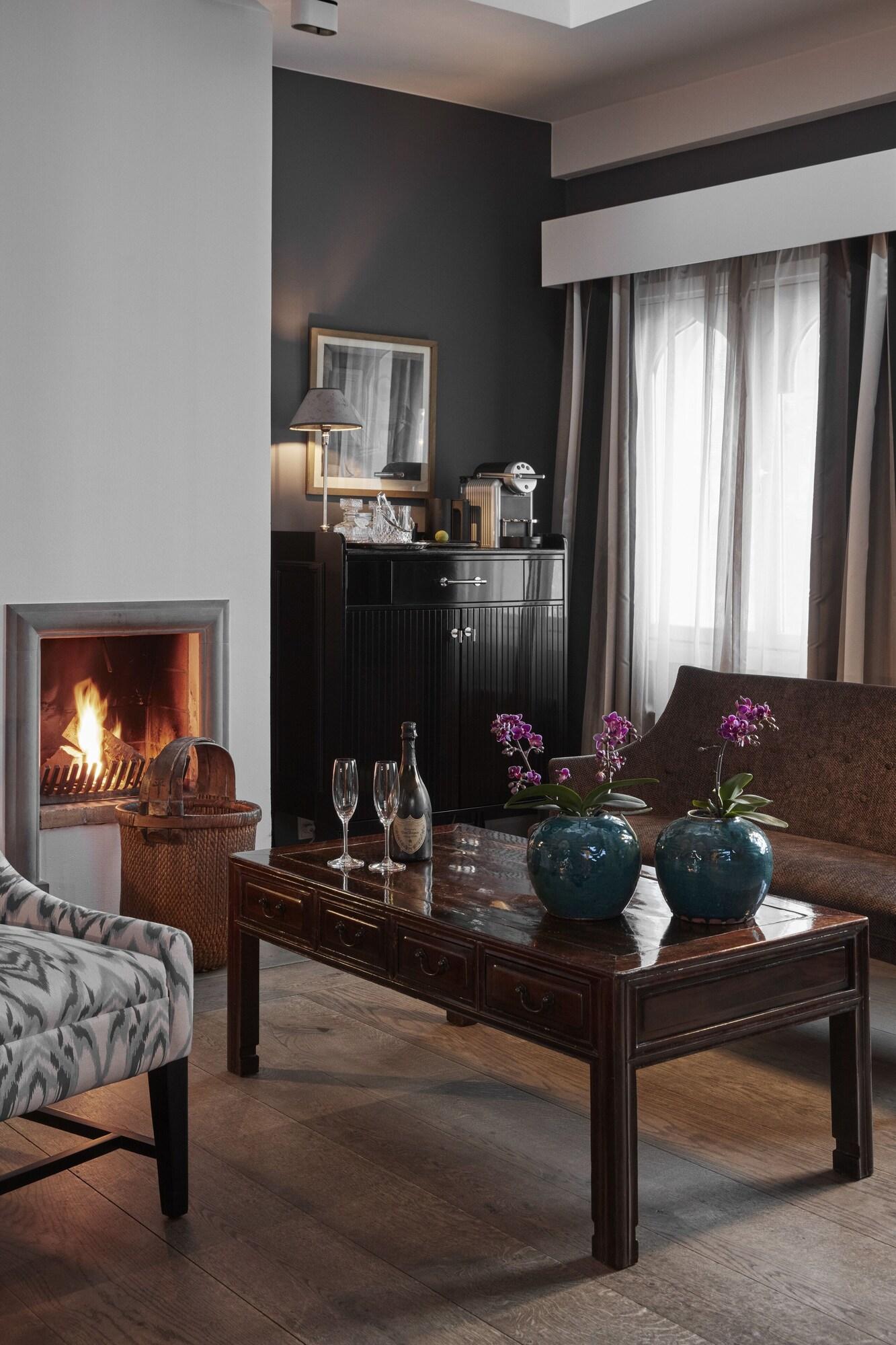 Studio Premium King Bed