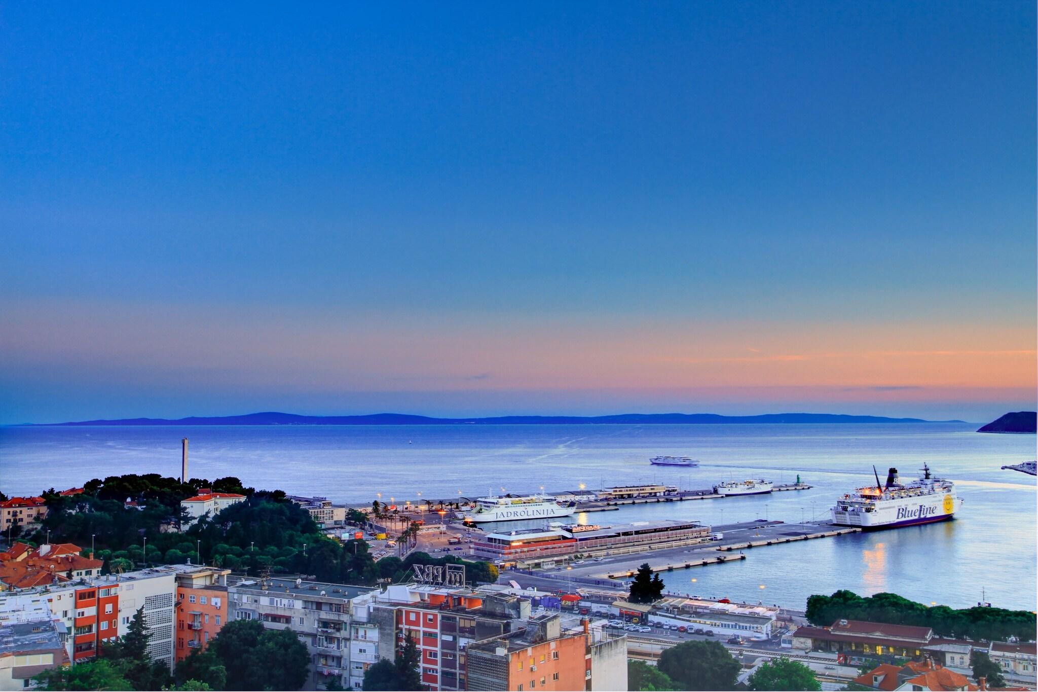 Double or Twin Superior Sea View