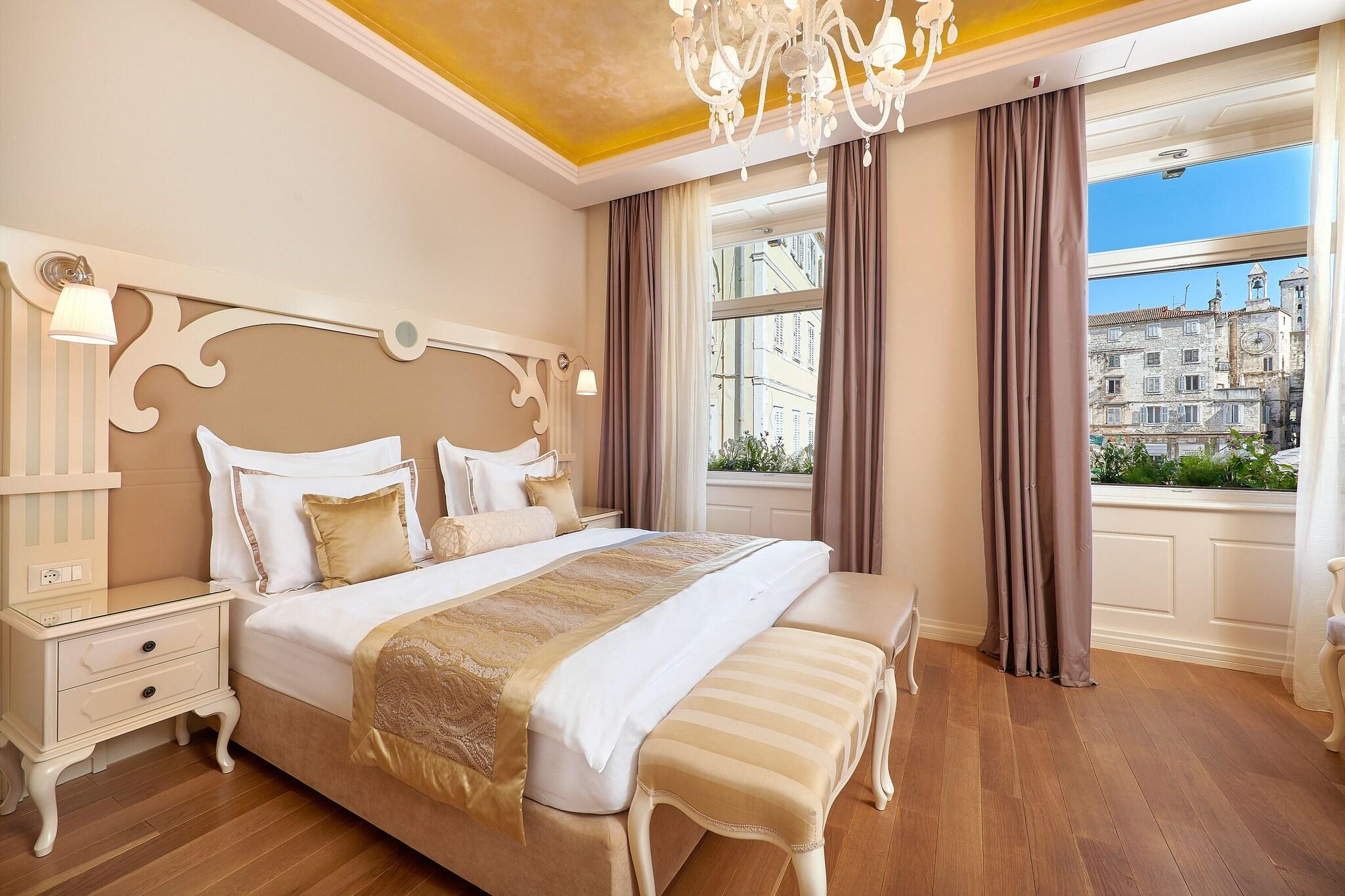 Double or Twin Luxury City View