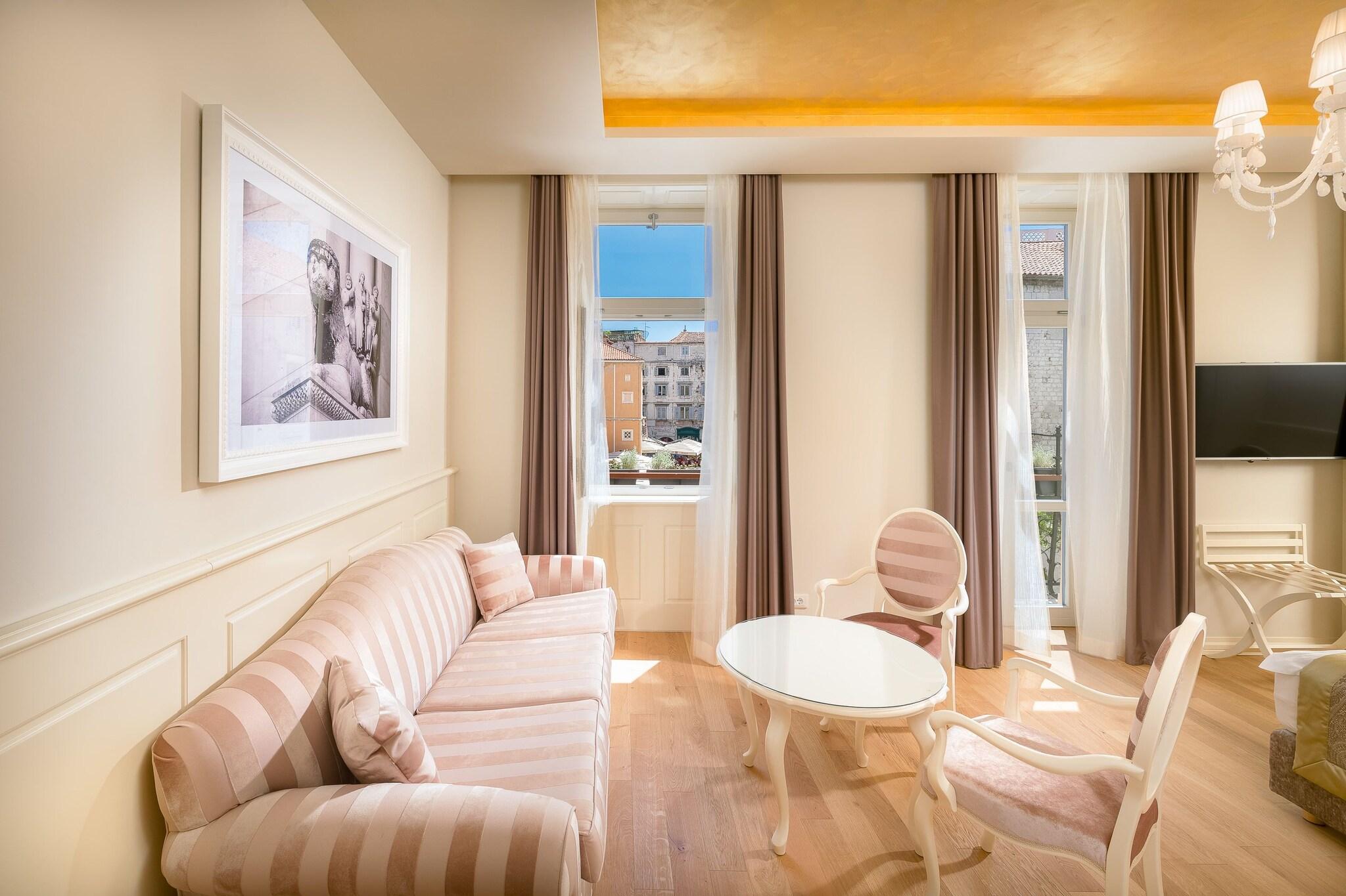 Double or Twin Deluxe