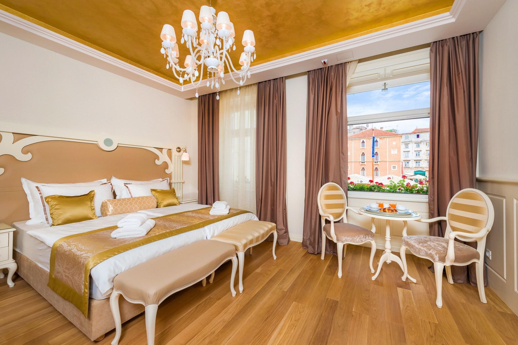 Double or Twin Luxury City View