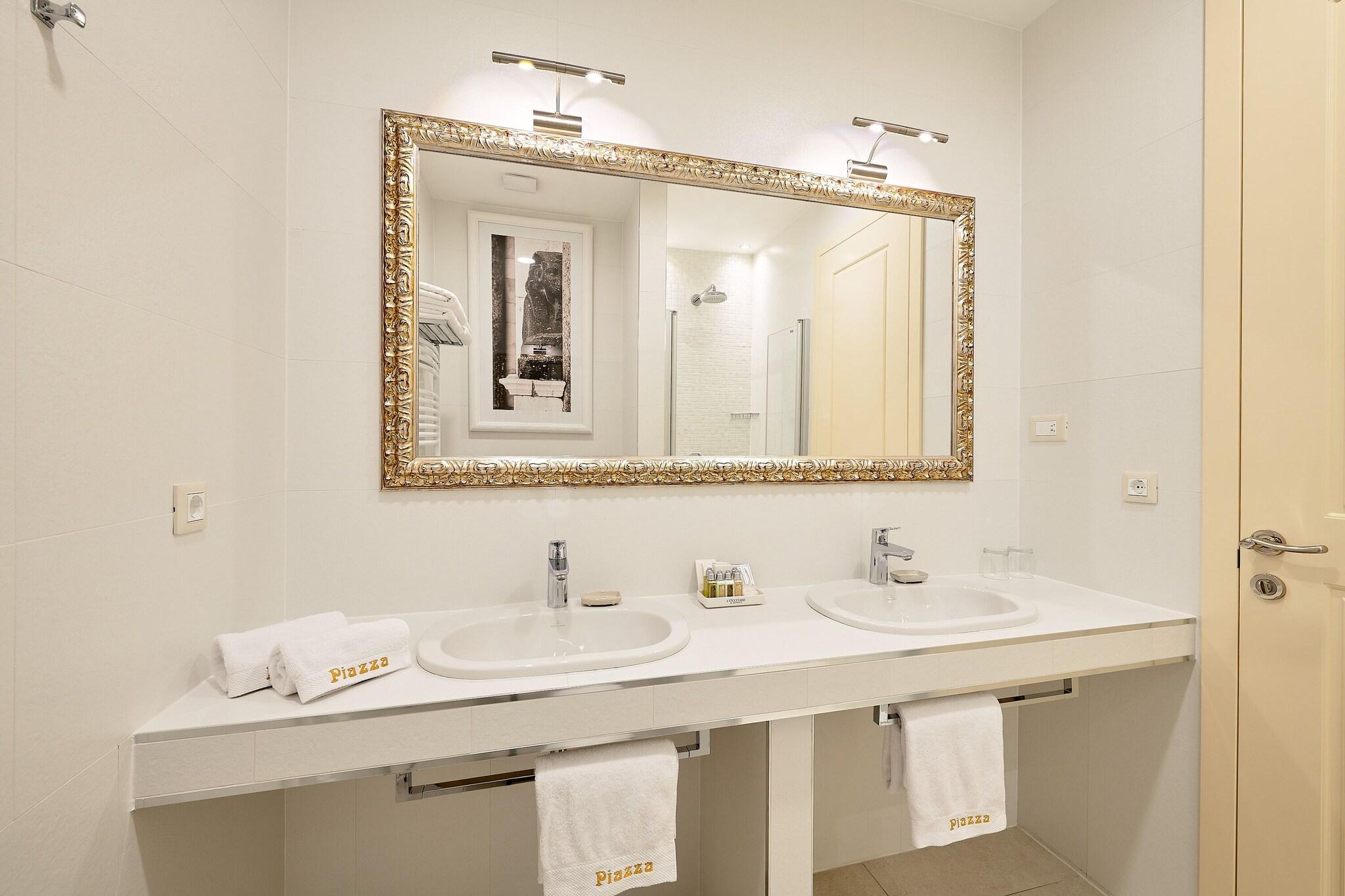 Double or Twin Superior