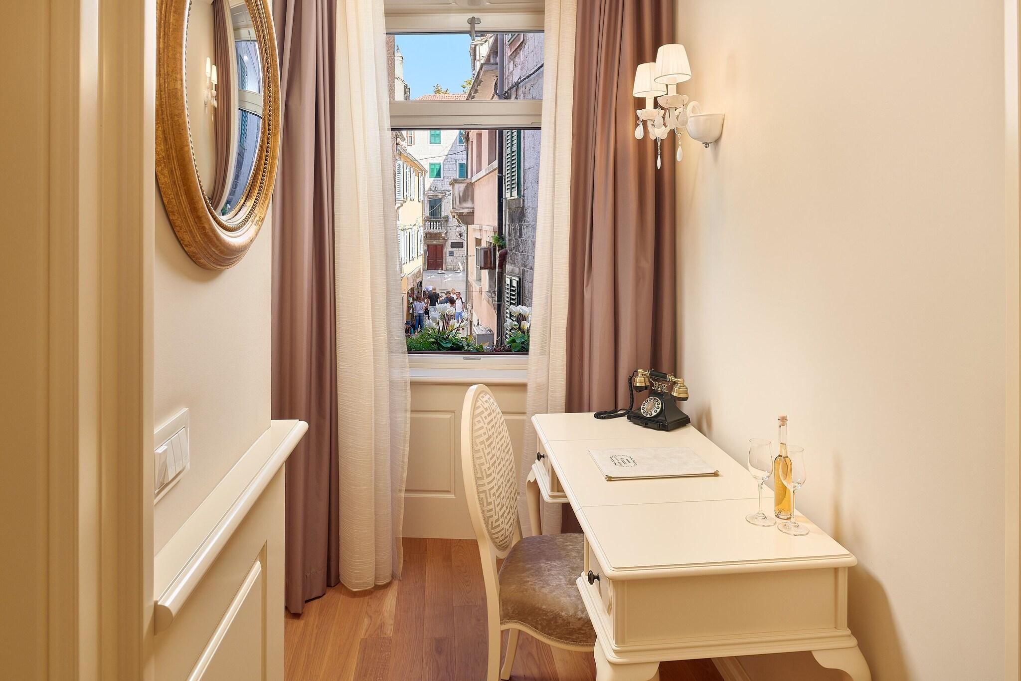 Double or Twin Superior