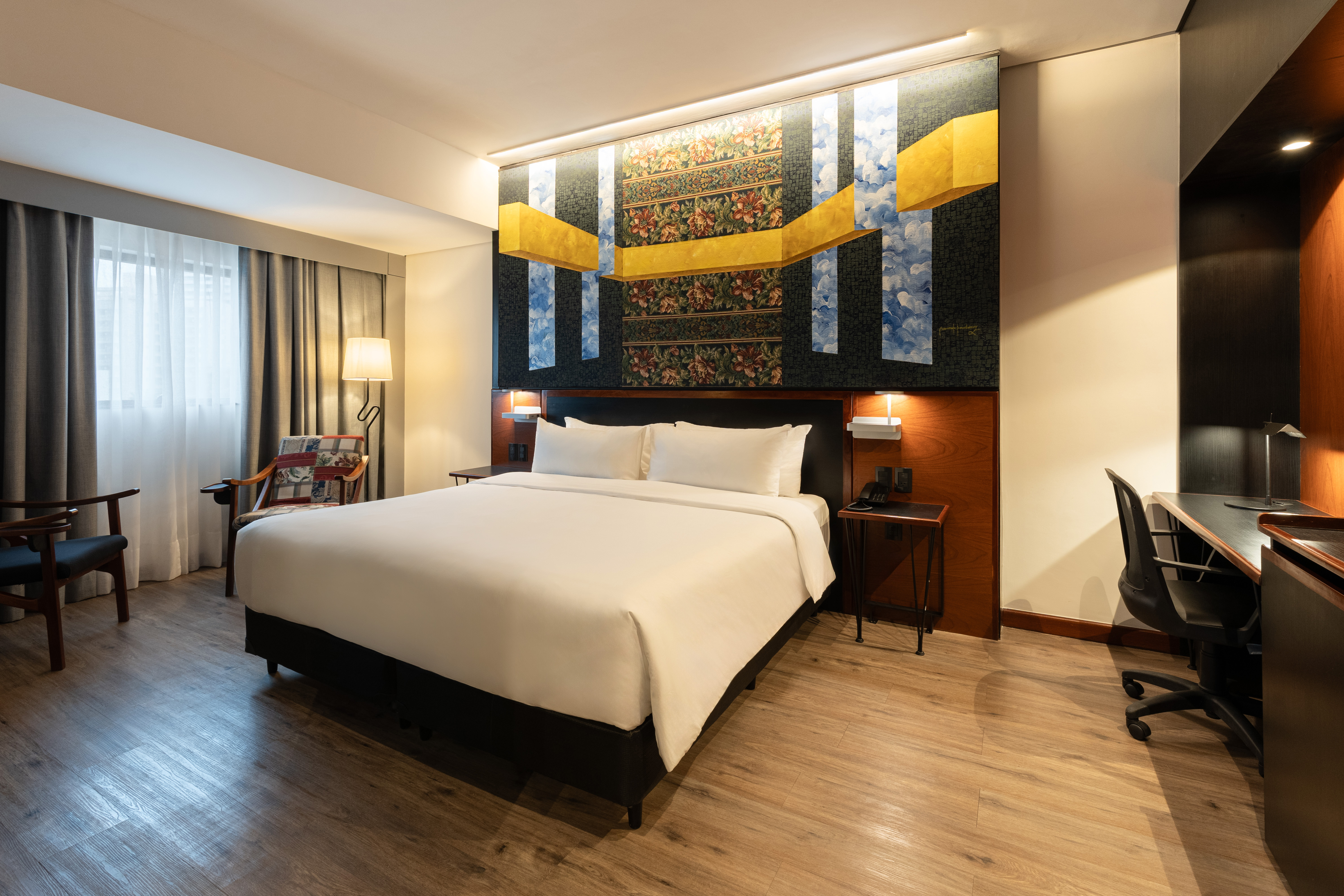 Double Deluxe King Bed