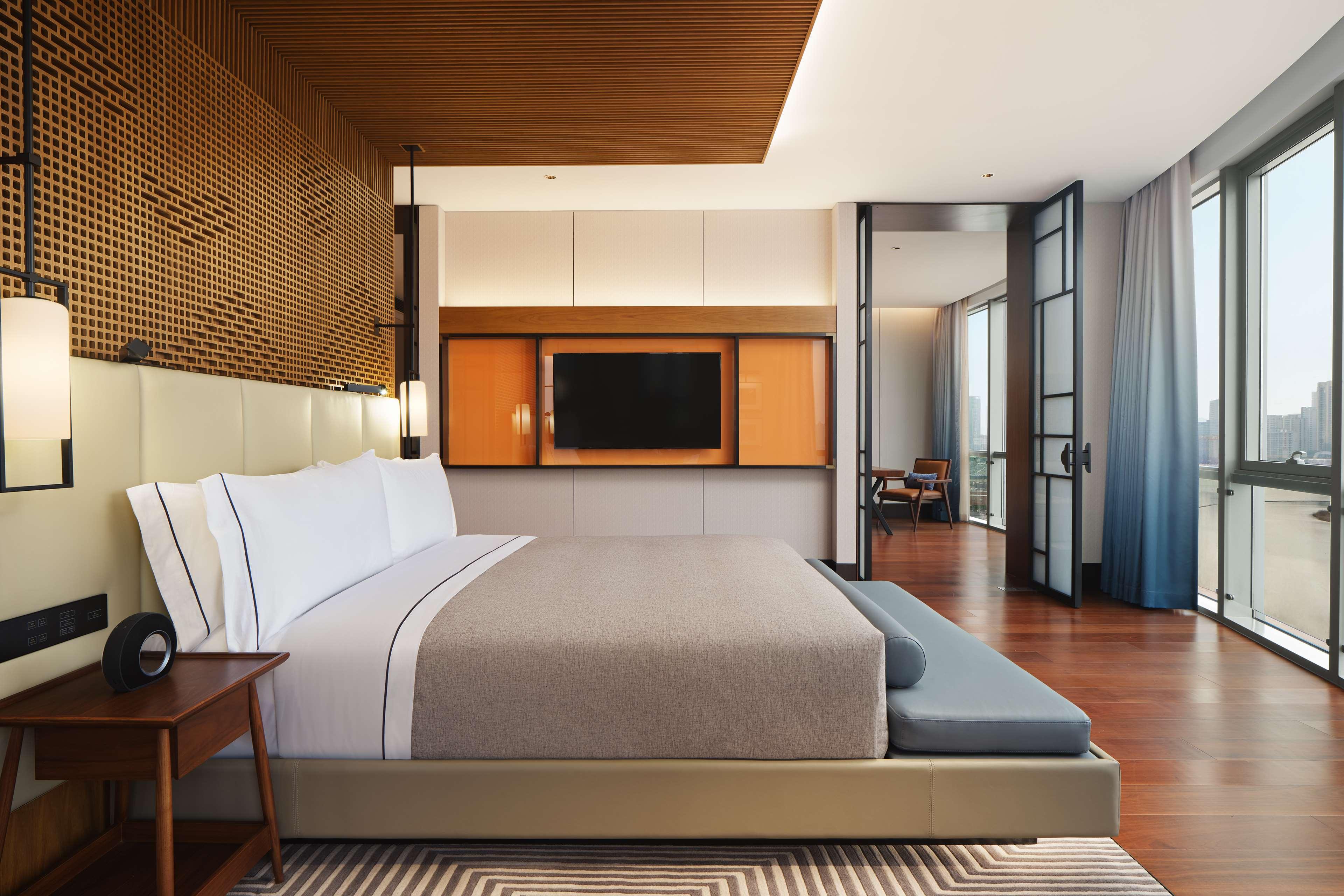 Suite Premium King Bed