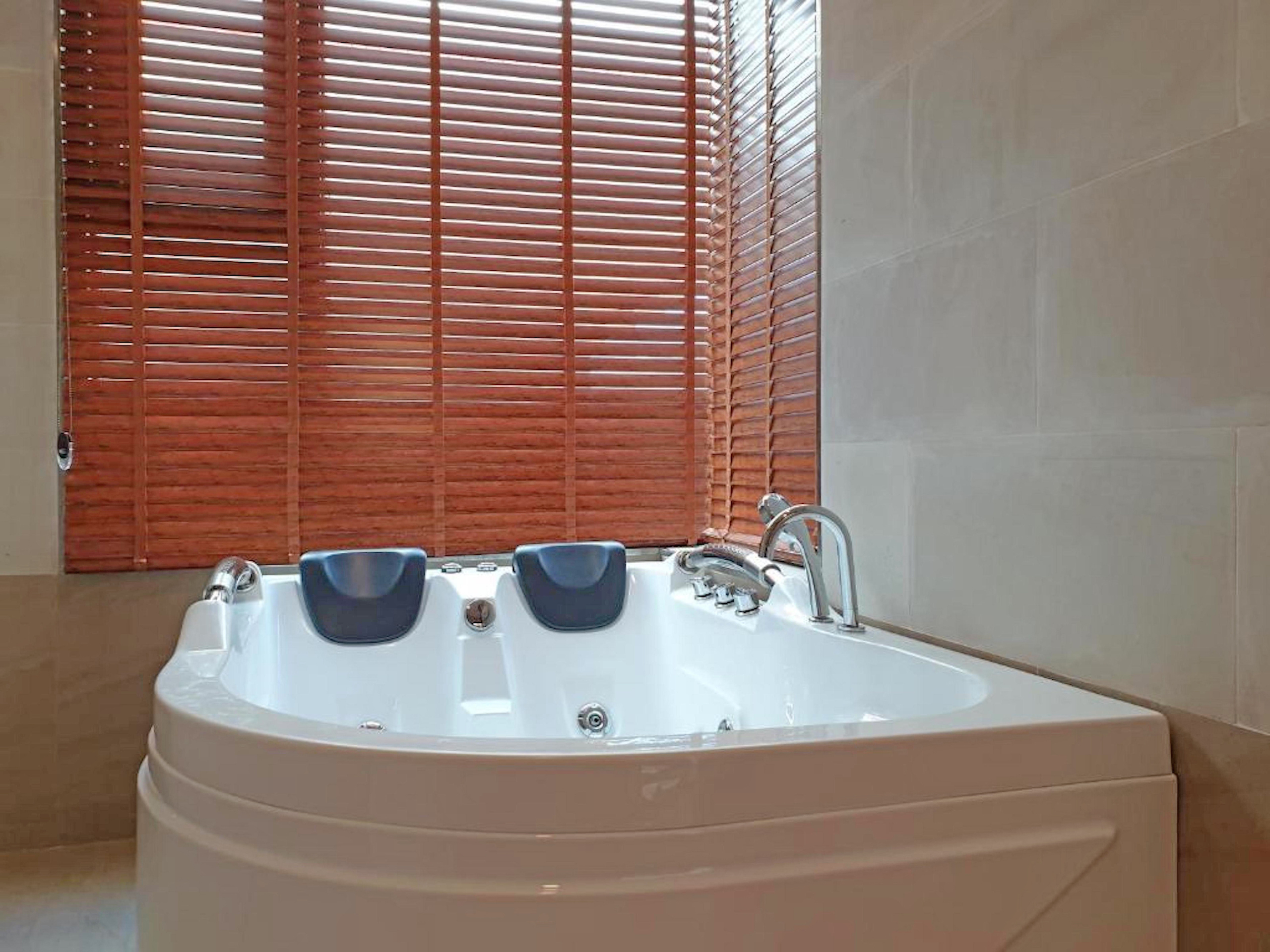 Double Deluxe with Jacuzzi