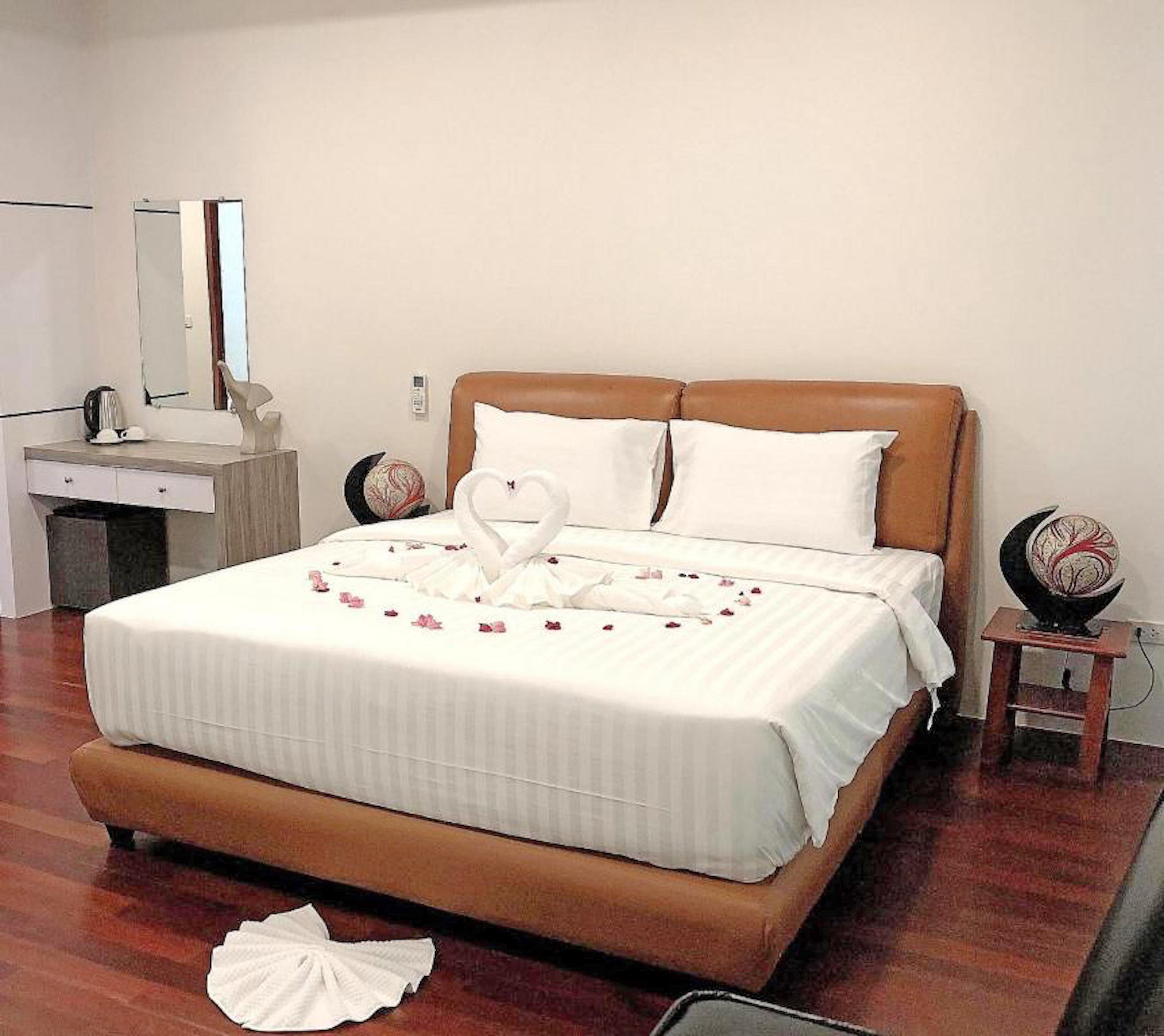 Double Deluxe with Jacuzzi