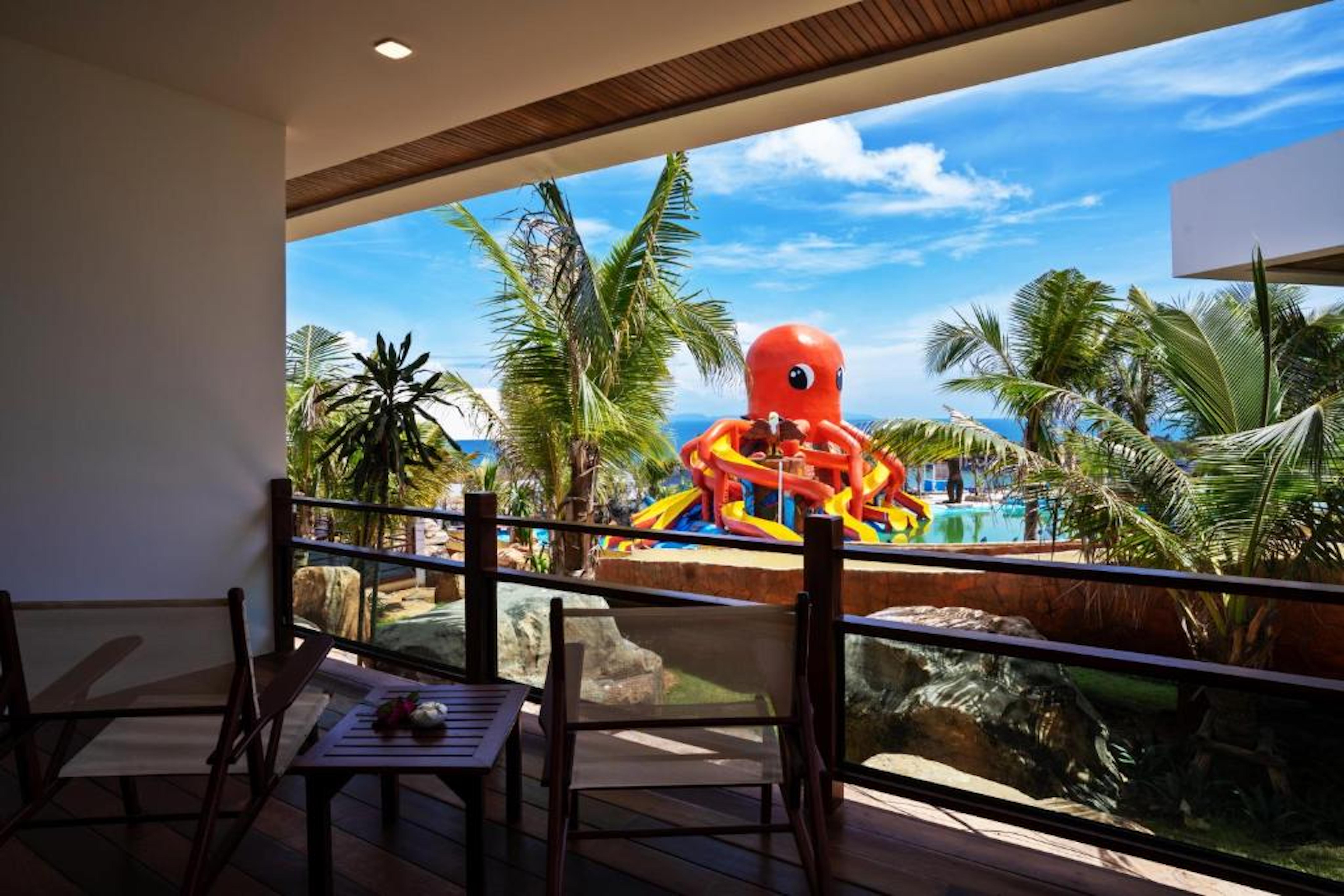 Room Deluxe with Views