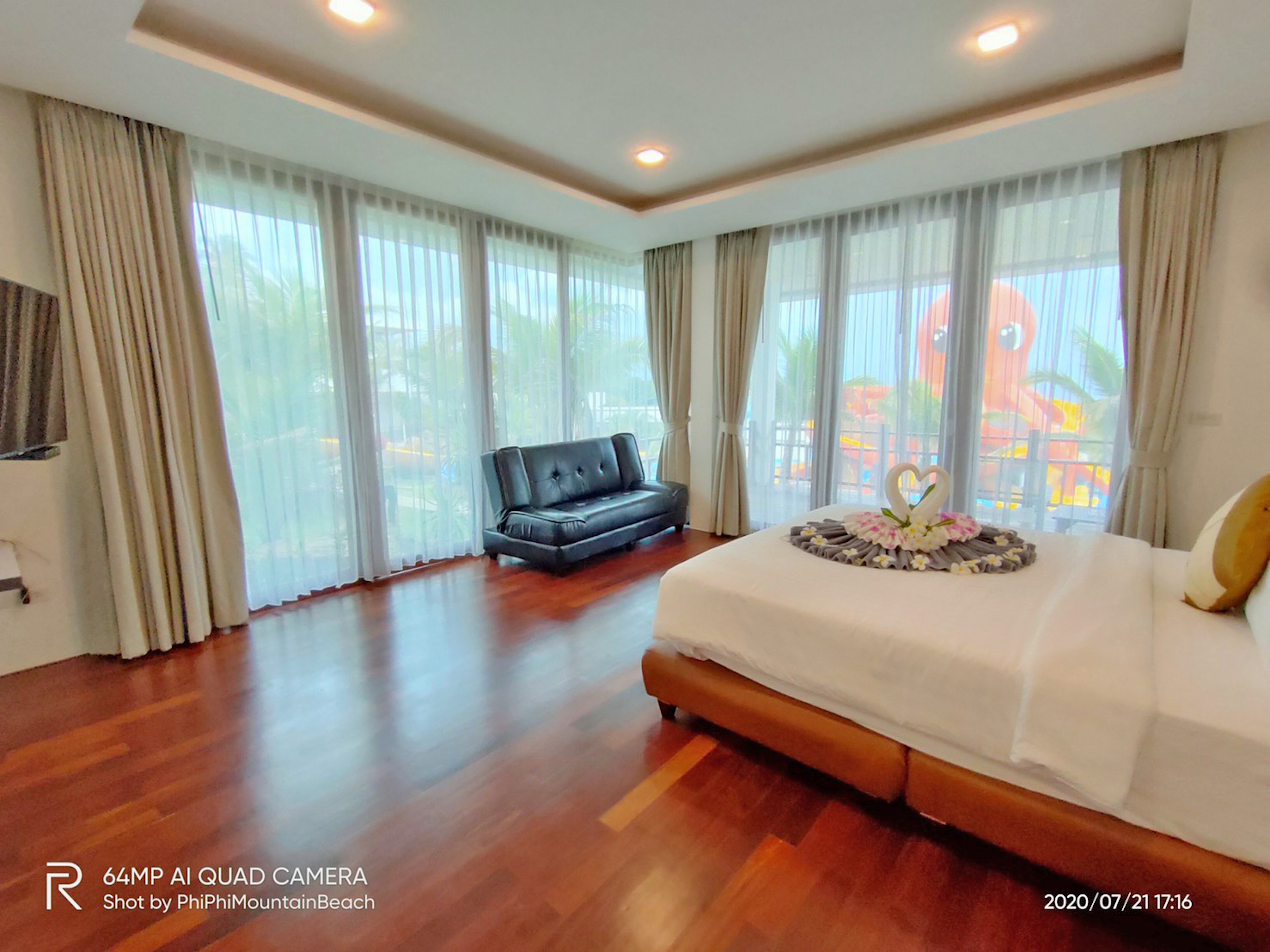 Room Deluxe with Views