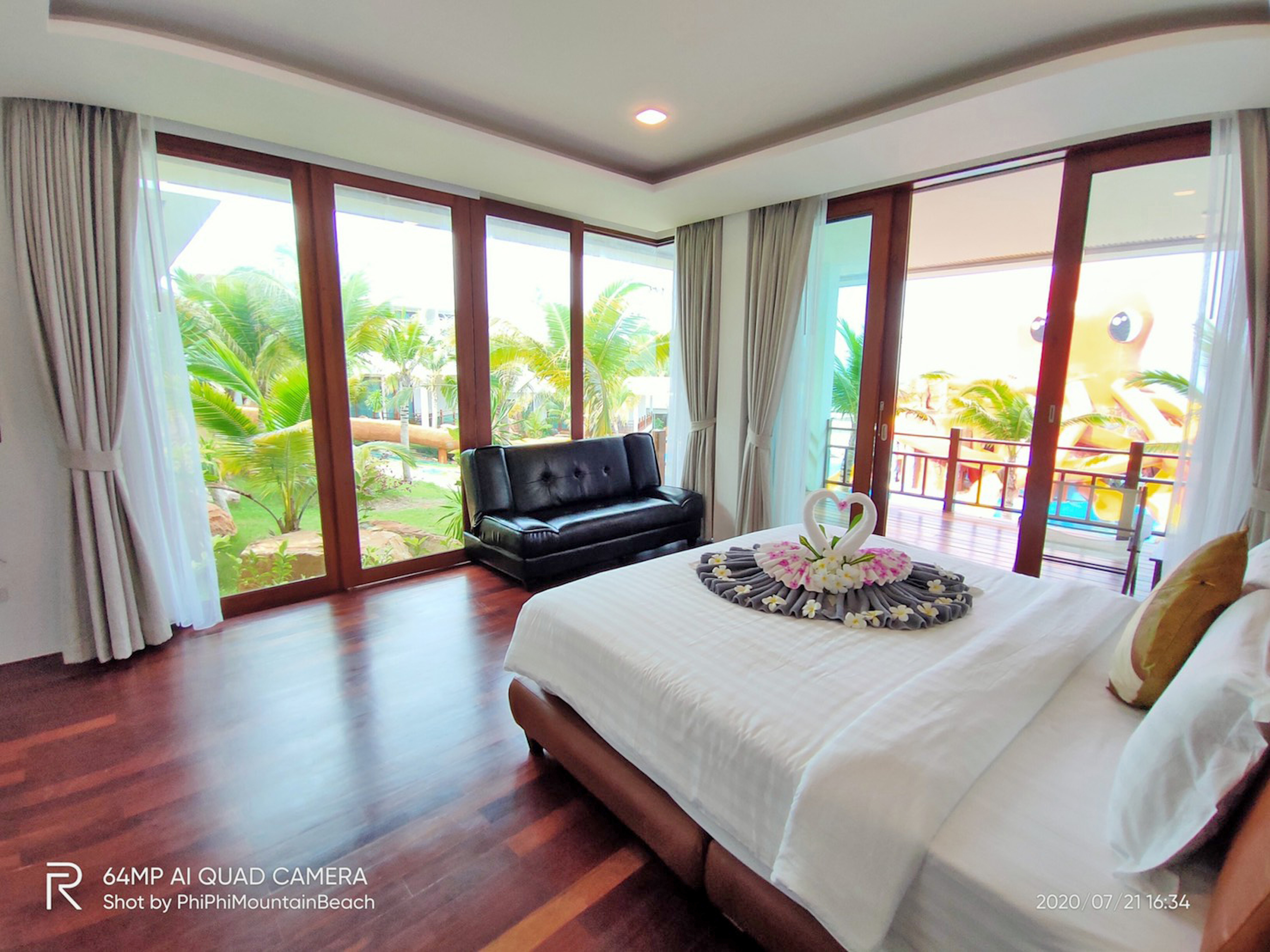 Room Deluxe with Views