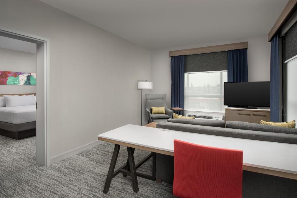 Suite King Bed One Bedroom 