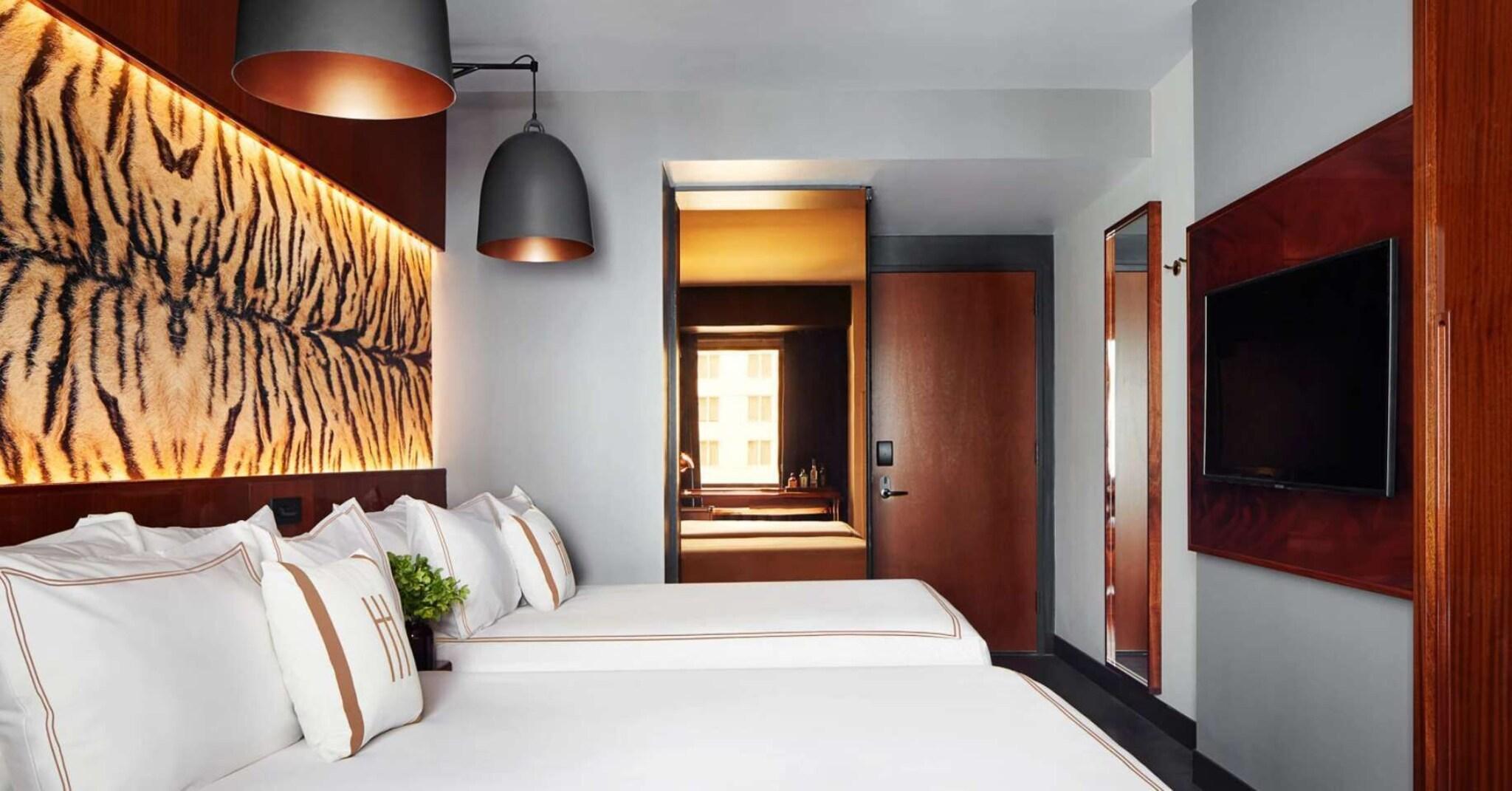 Quadruple Accessible with Views