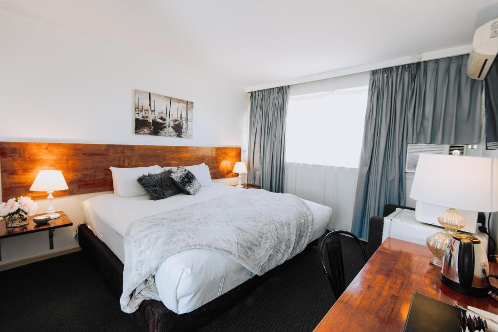 Family Room Standard