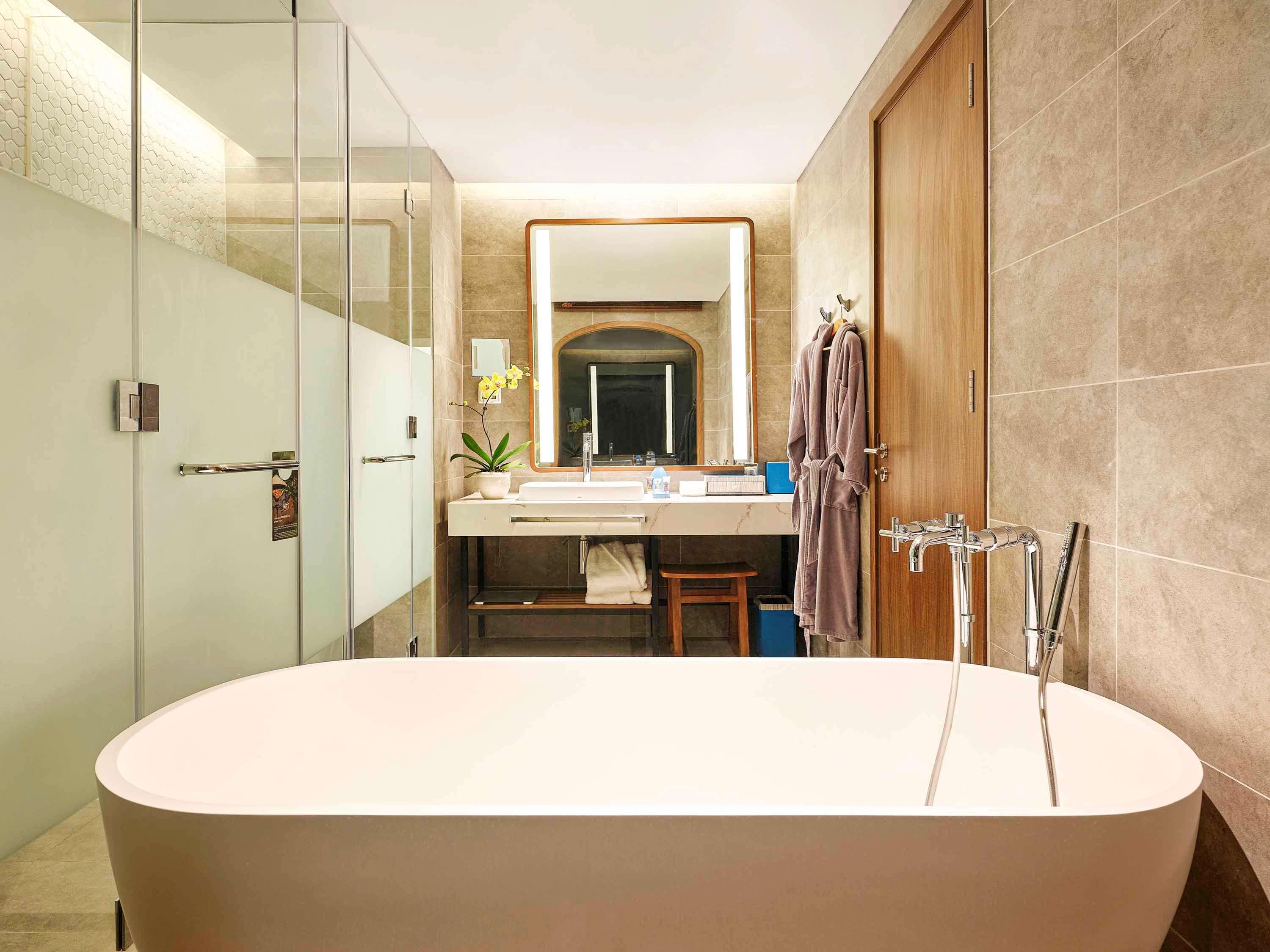 Twin Executive Sea View