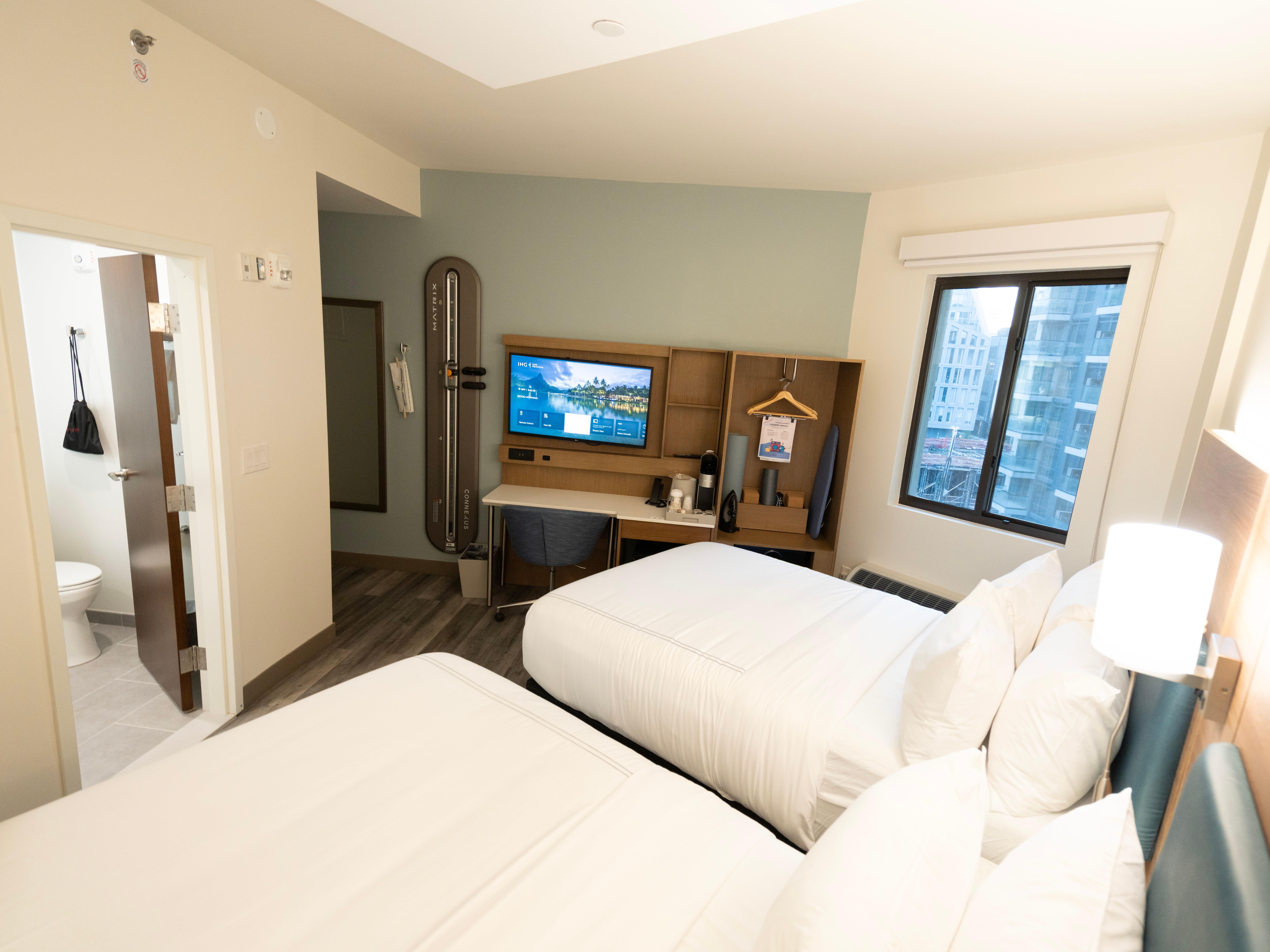 Double Premium Queen Bed