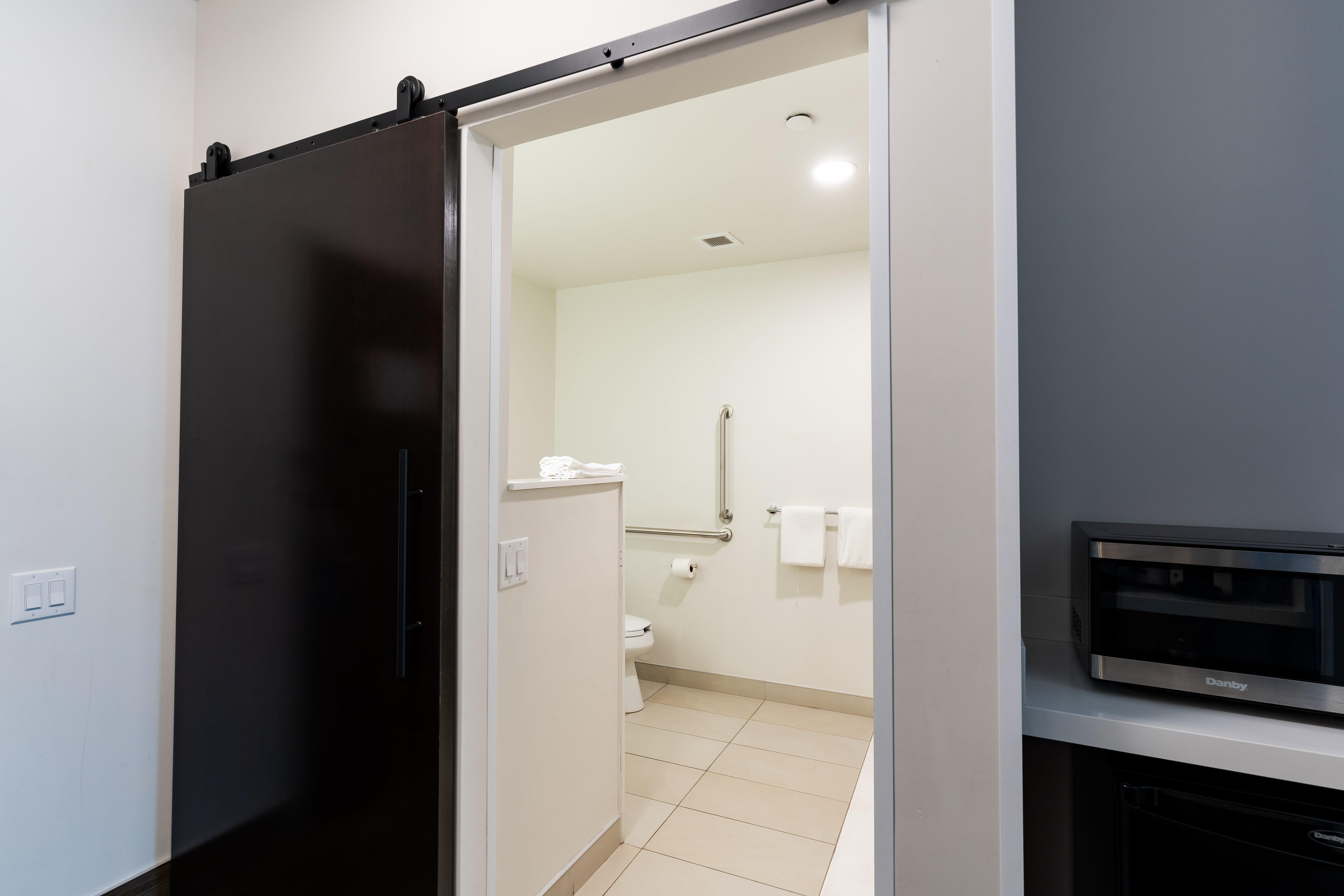 Double Accessible King Size Bed