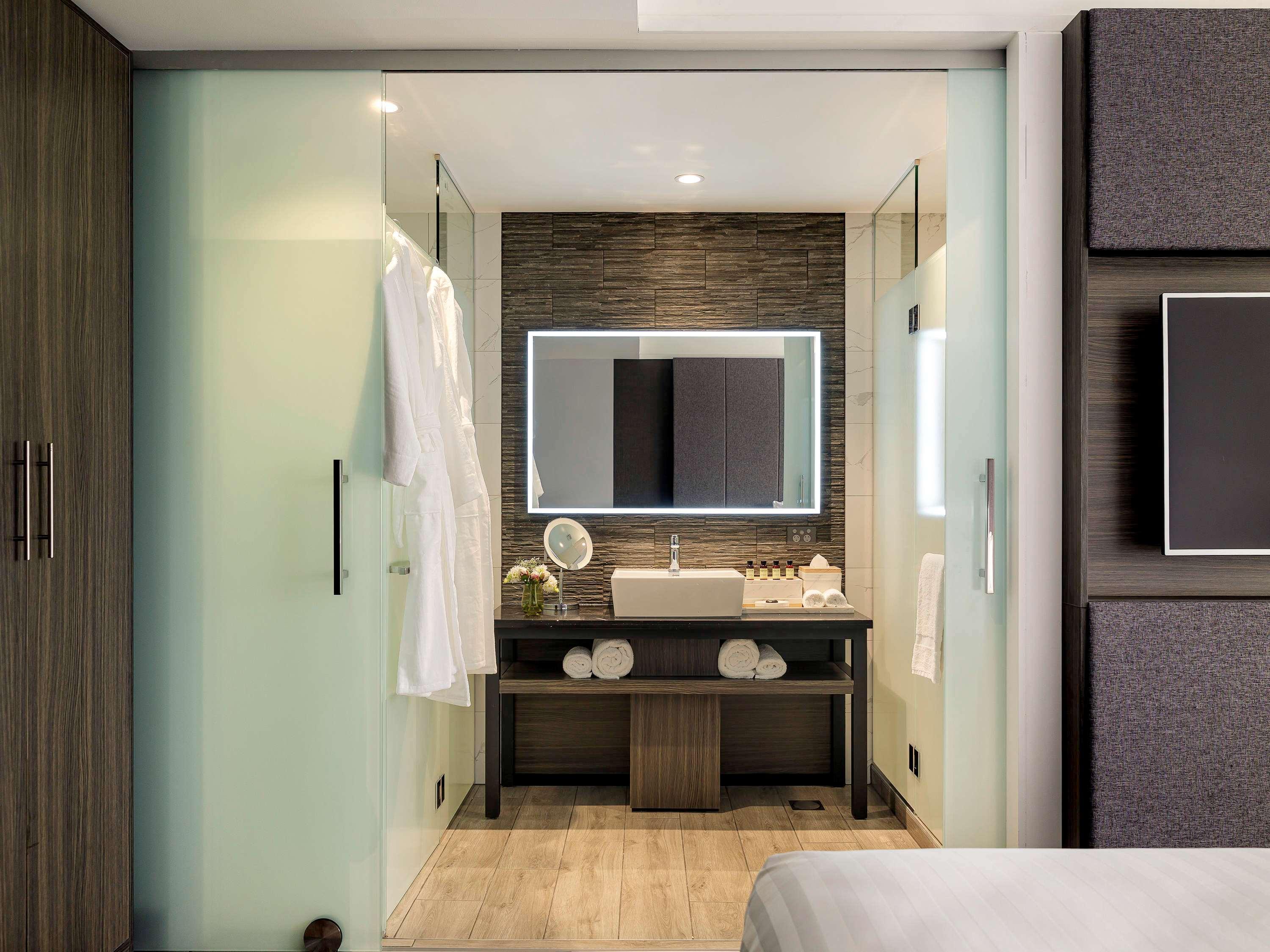 Double Deluxe Executive