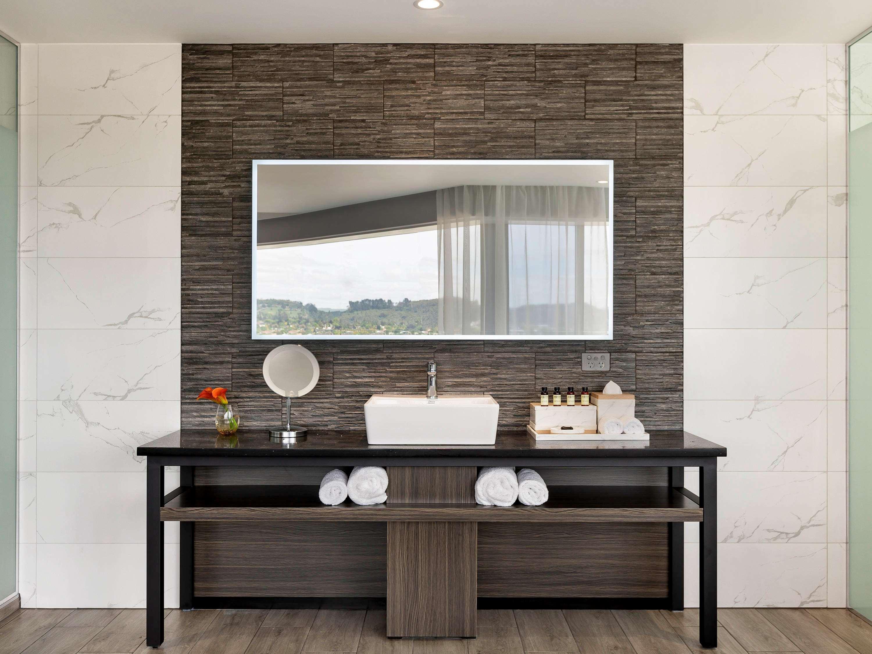 Double Deluxe Lake View