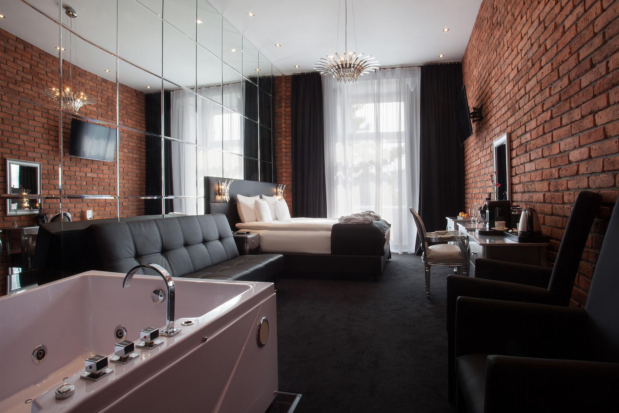 Junior Suite City View