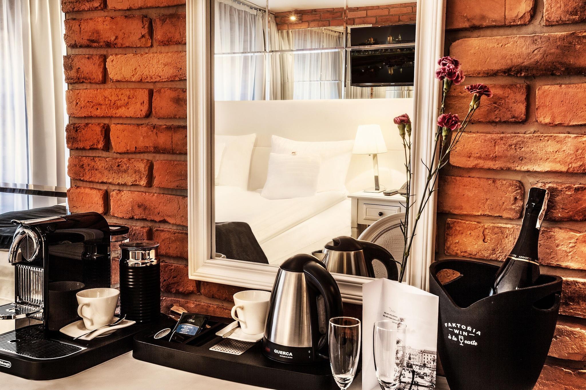 Double or Twin Classic Double Bed