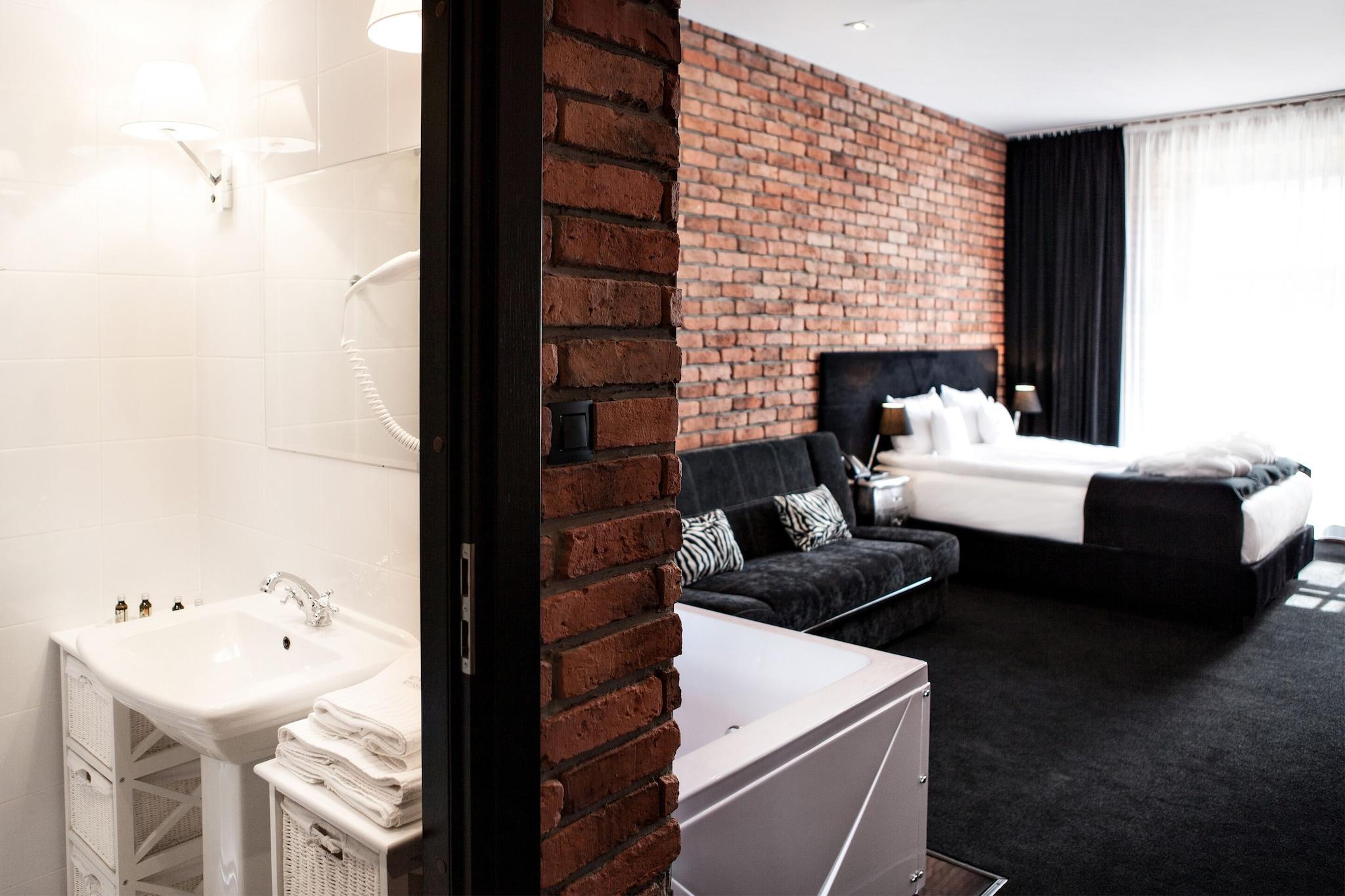 Junior Suite City View