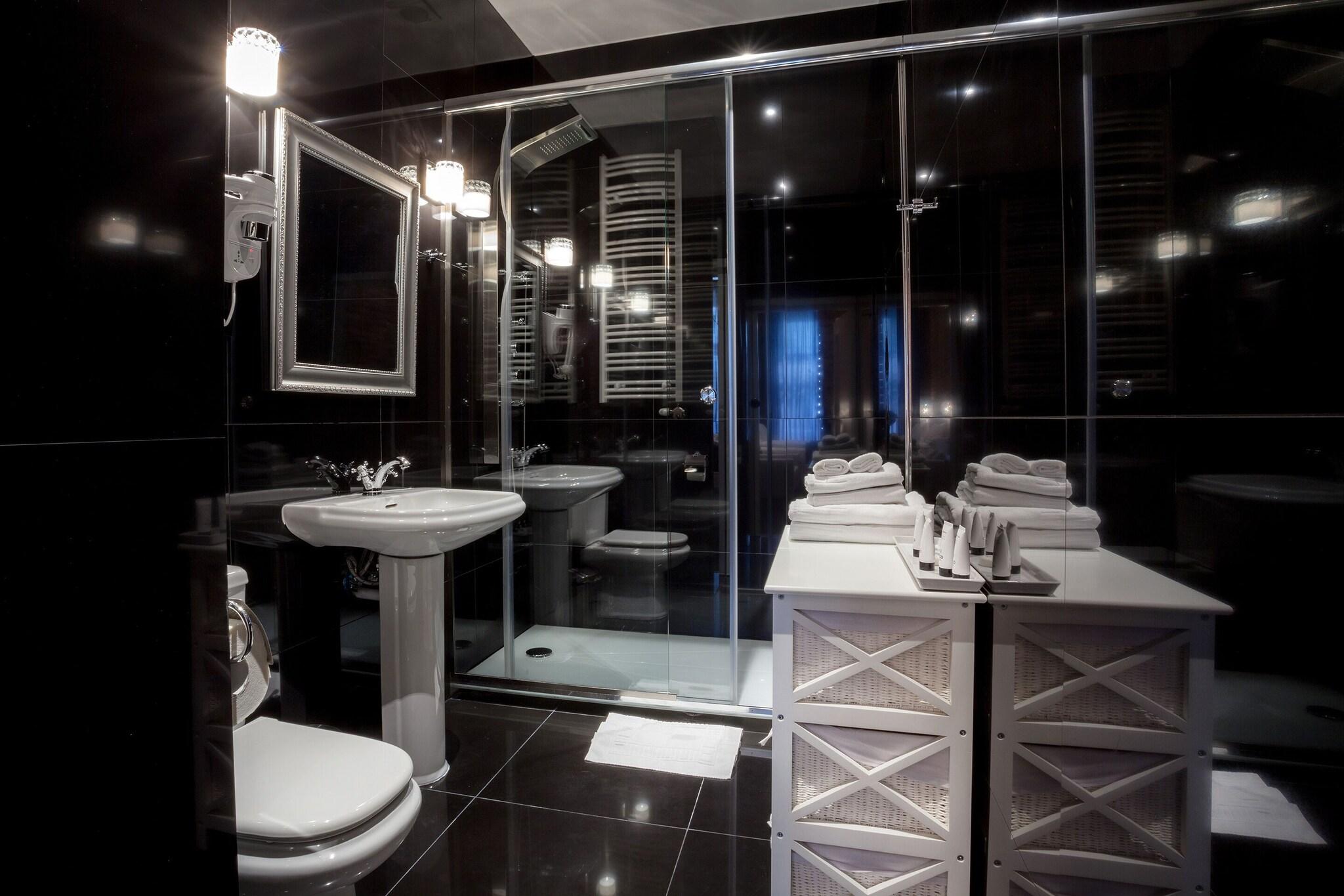 Junior Suite City View