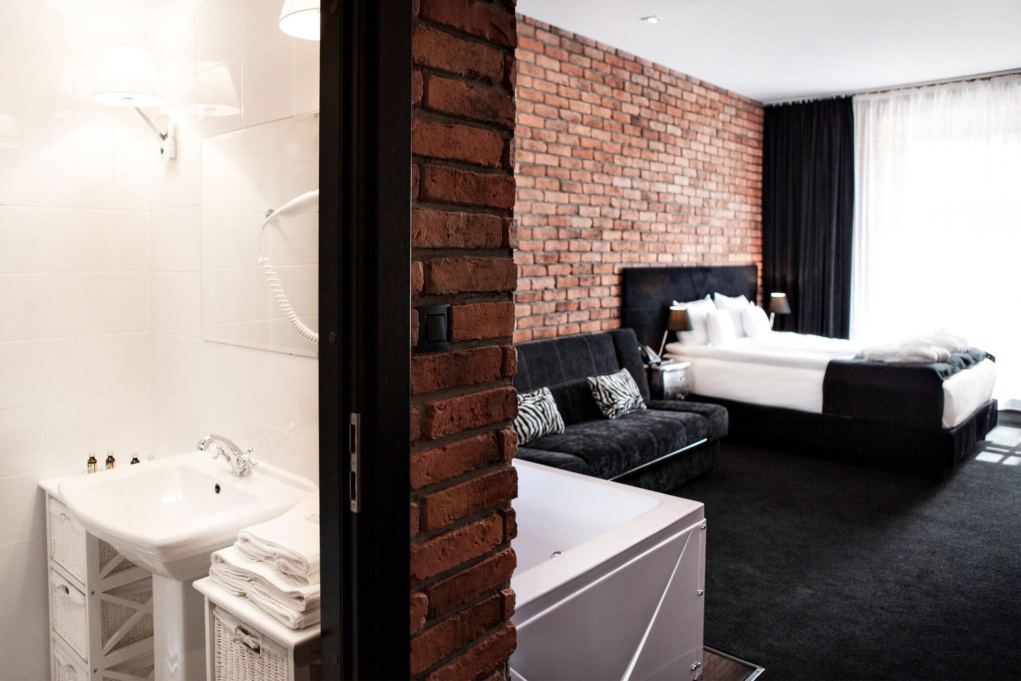 Junior Suite City View