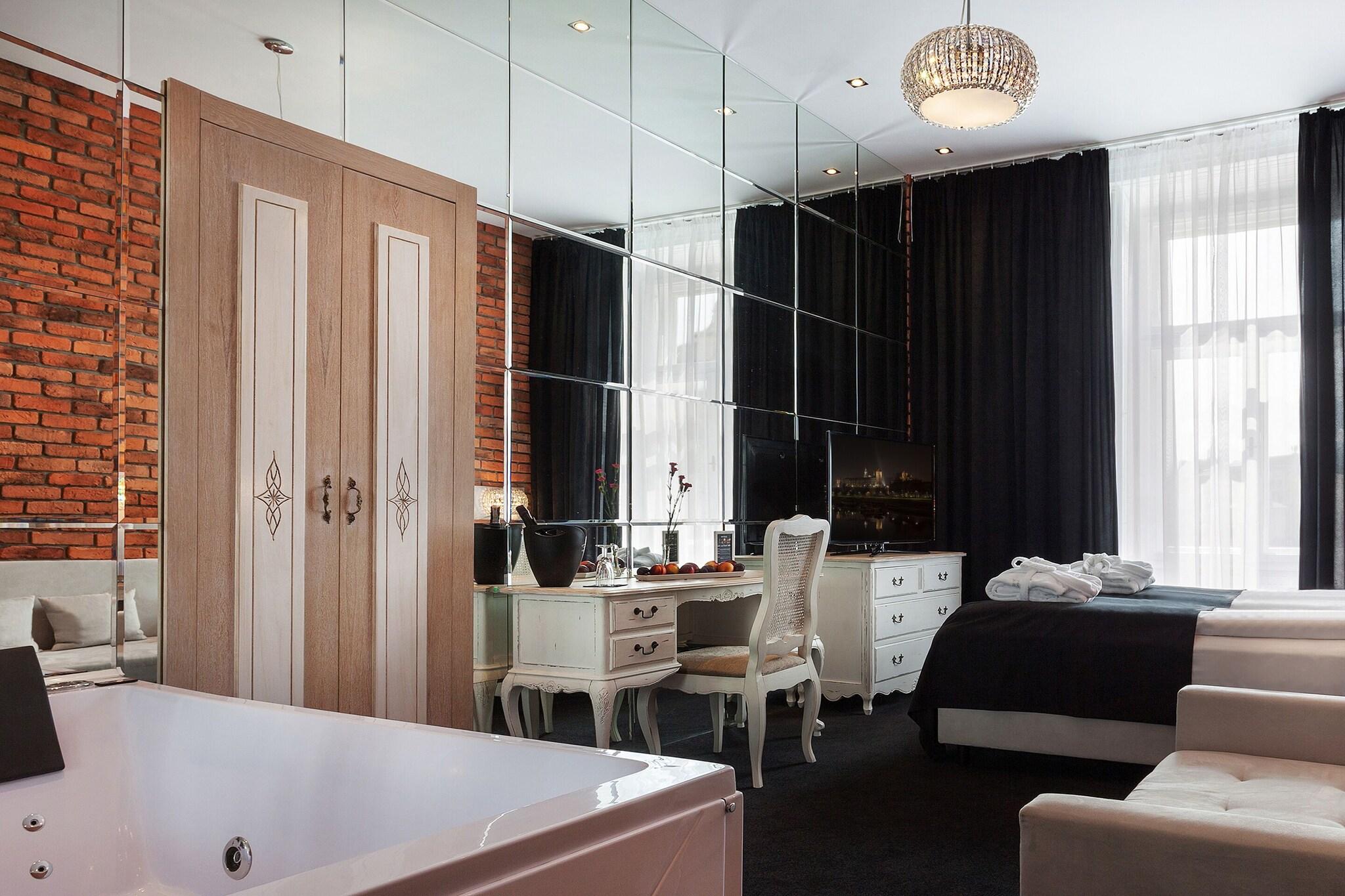 Junior Suite City View