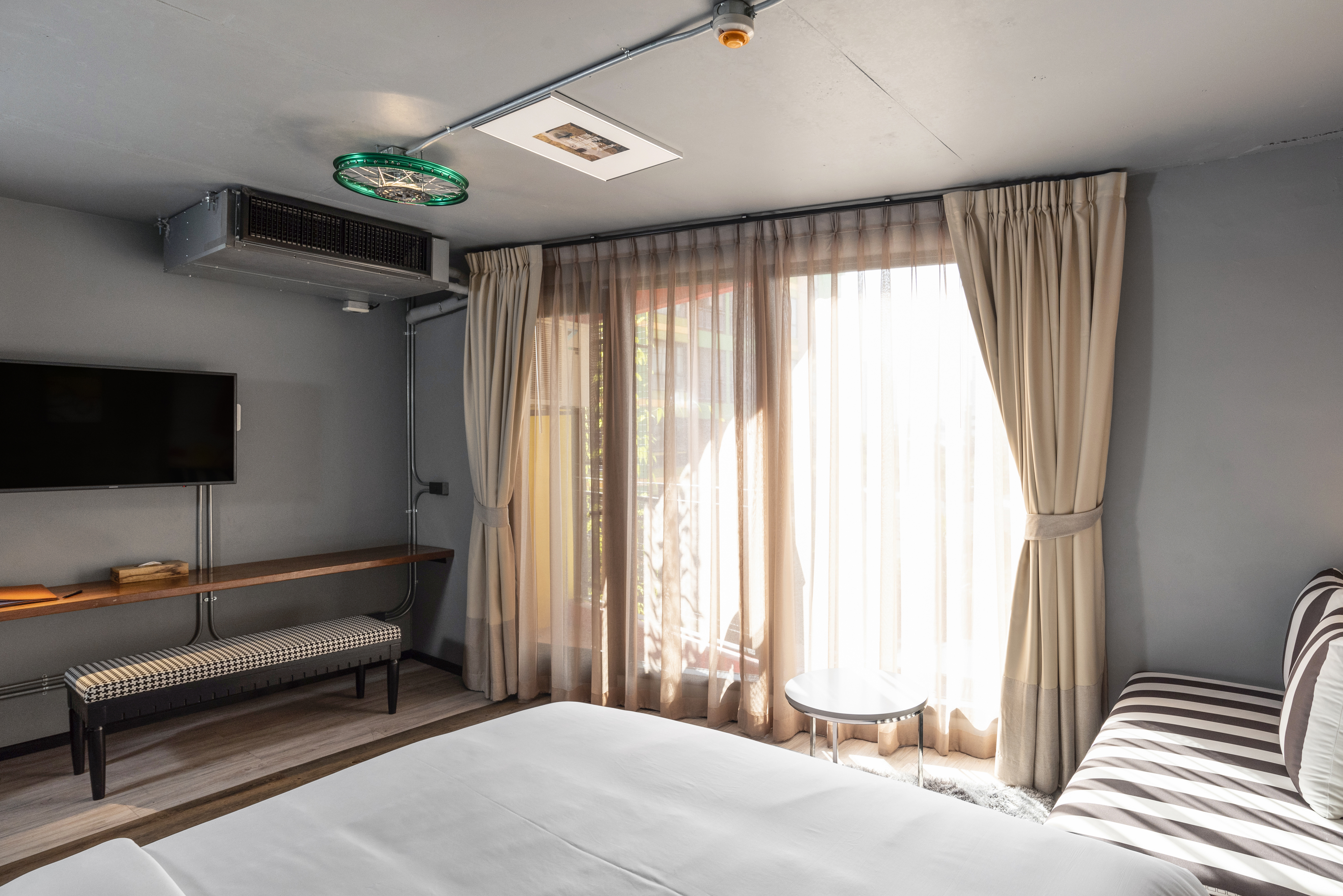 Double Superior King Bed