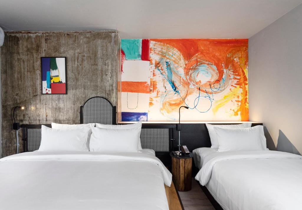 Family Room Standard