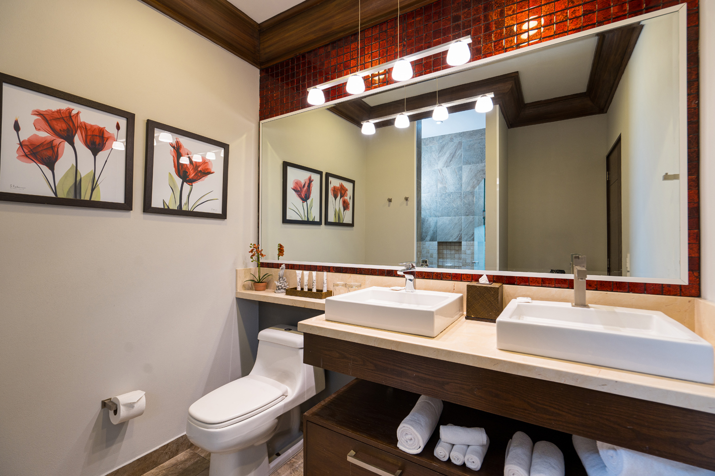 Suite Ocean View King Bed