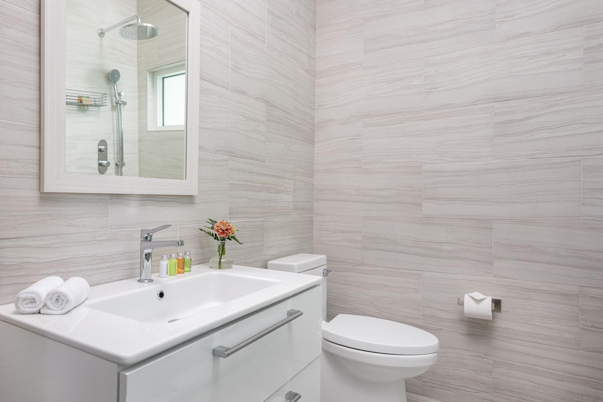 Double Deluxe King Bed