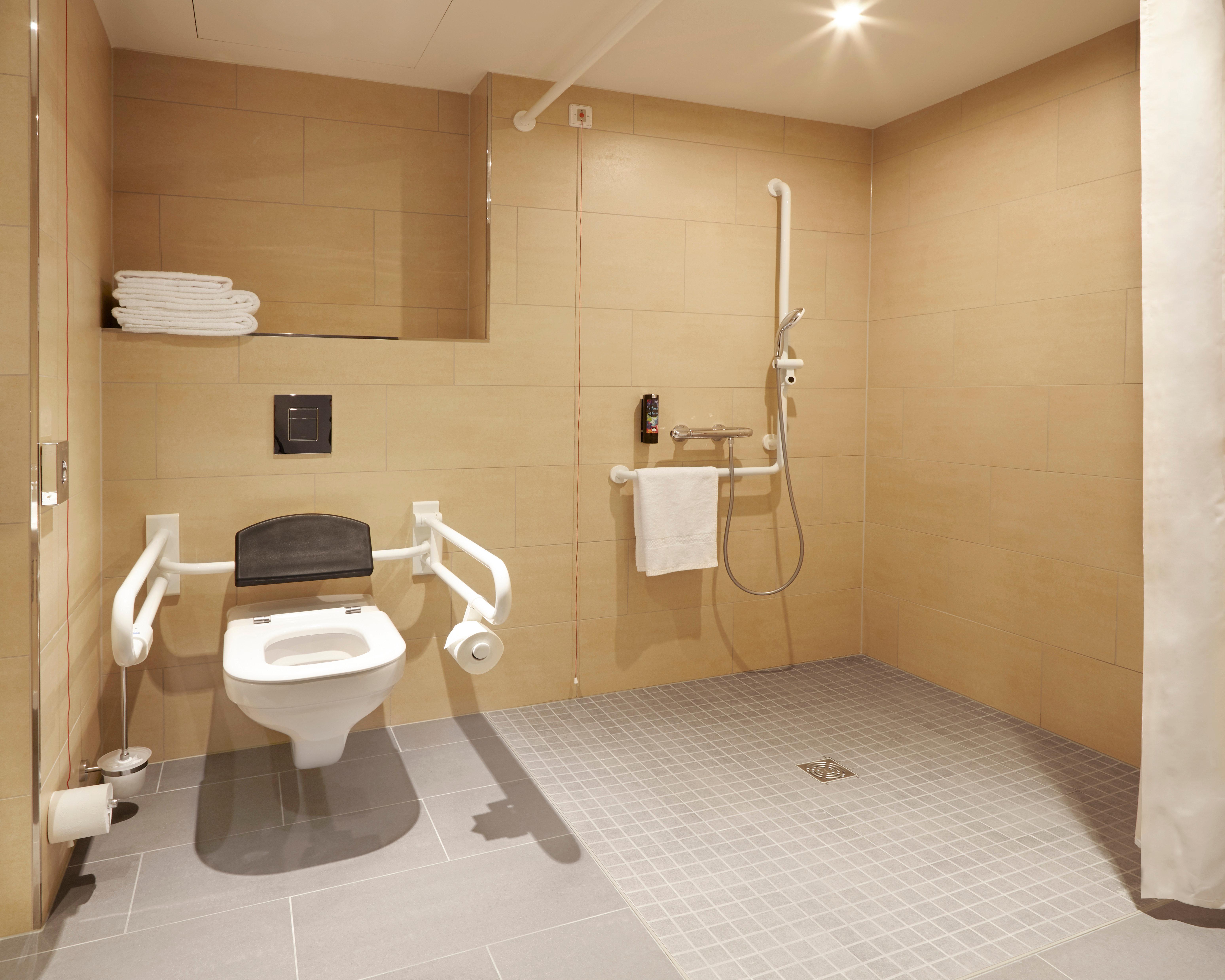 Double Accessible-queen Size Bed