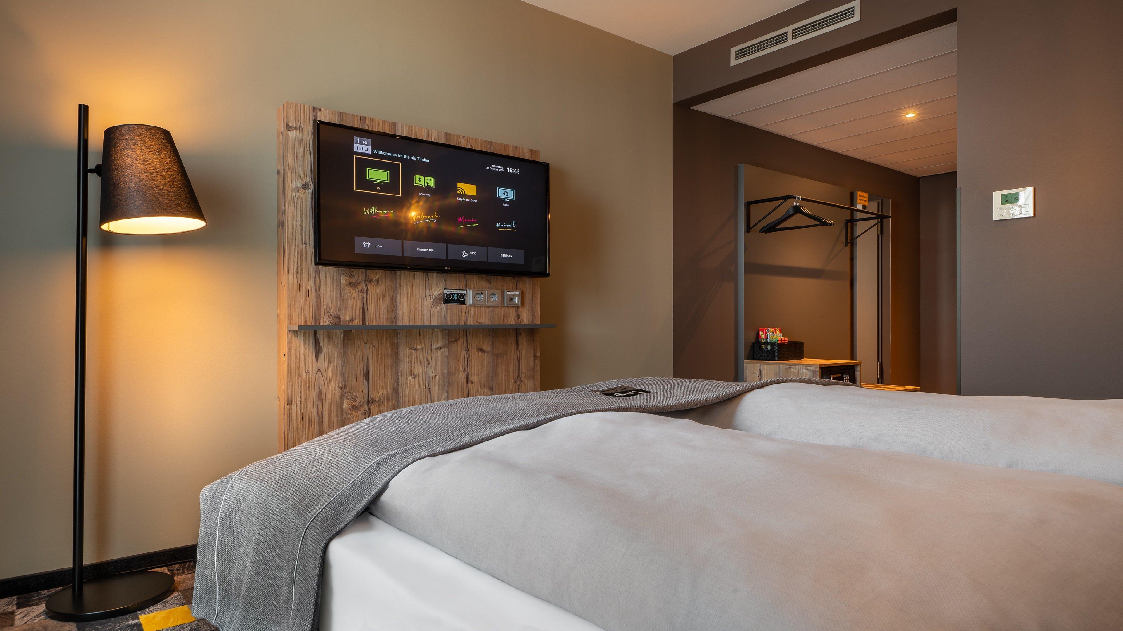 Double Queen Size Bed
