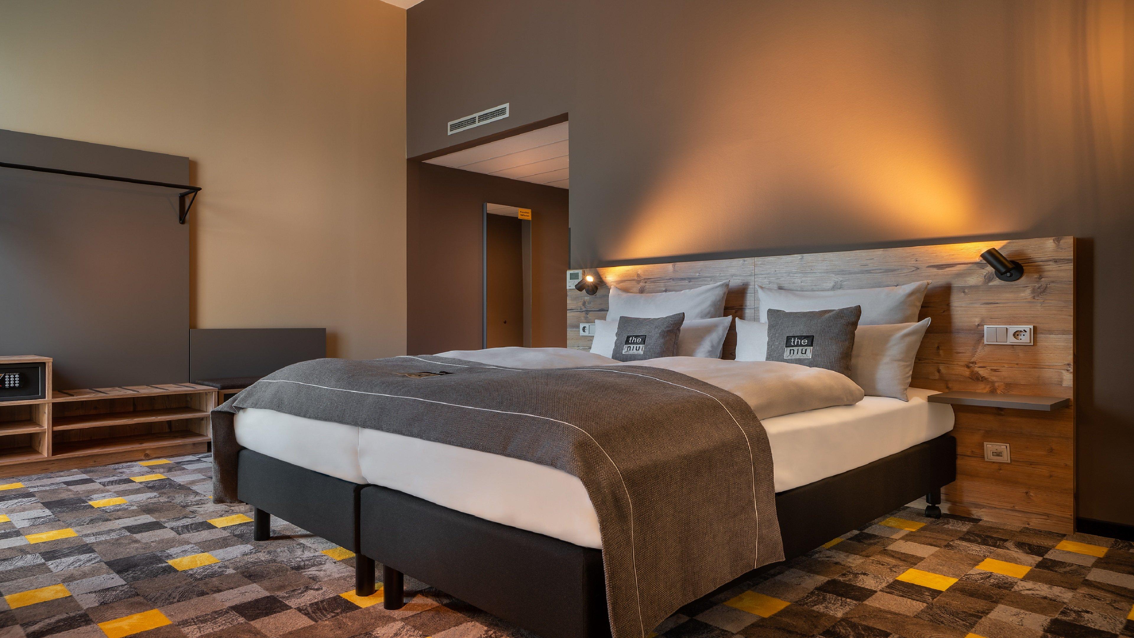 Double Premium Queen Bed