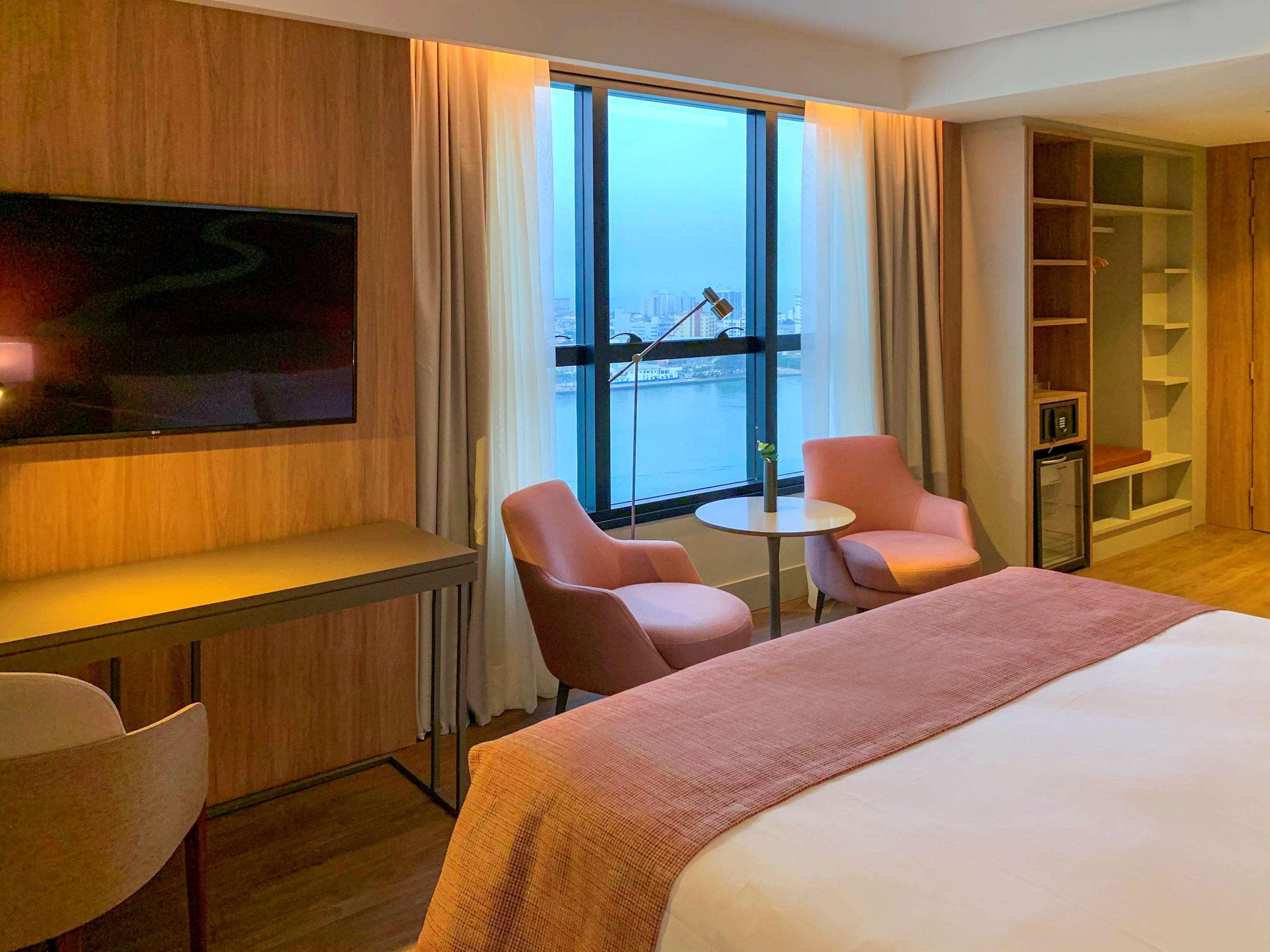 Apartment Queen Size Bed