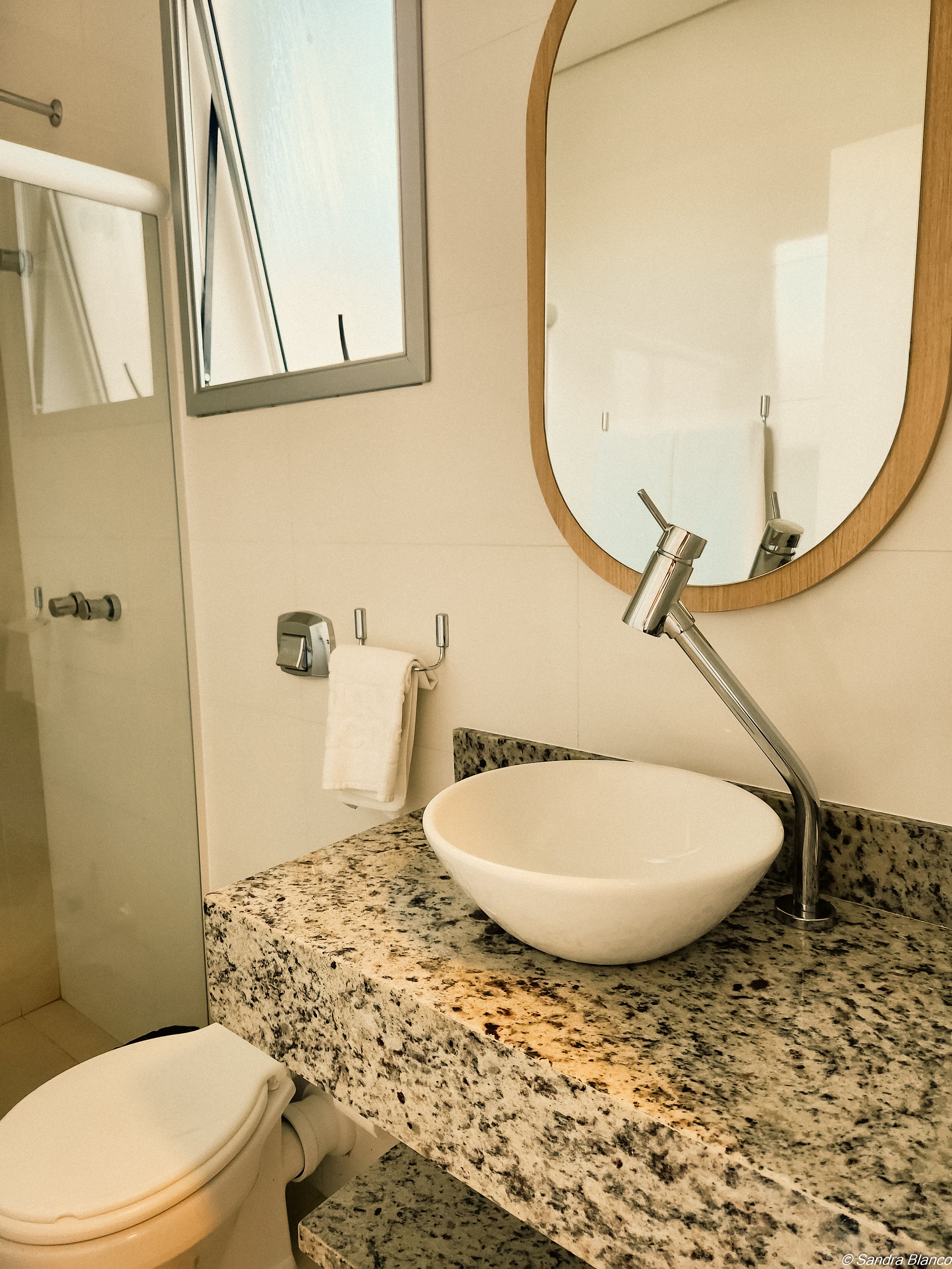 Double Queen Size Bed