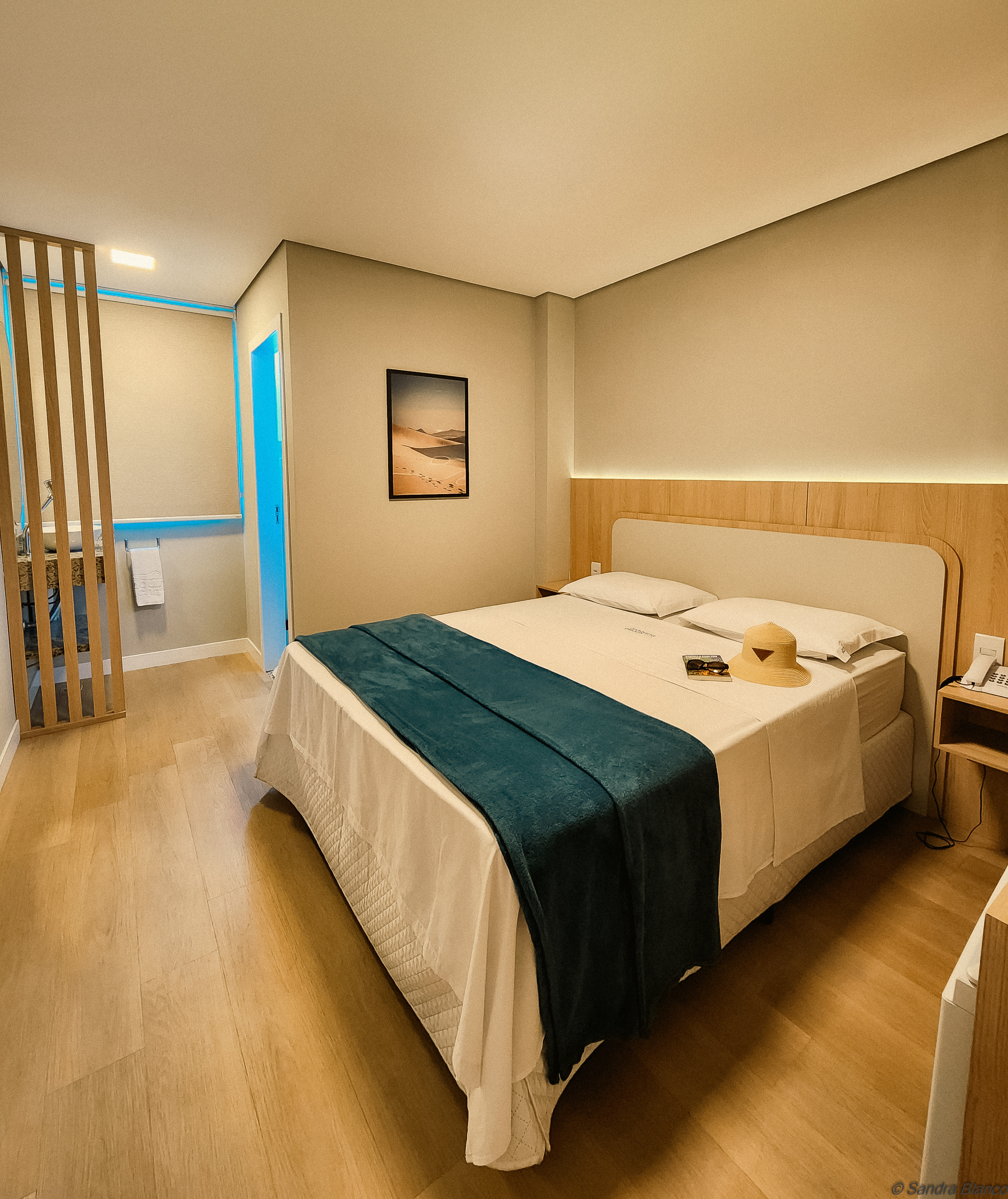 Double Queen Size Bed