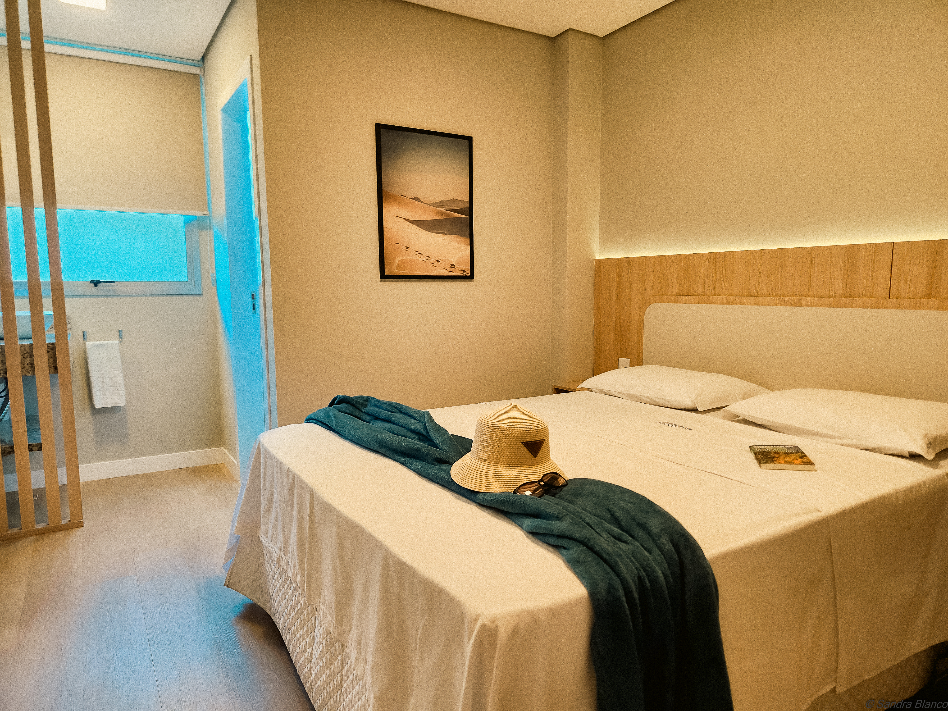 Double Queen Size Bed