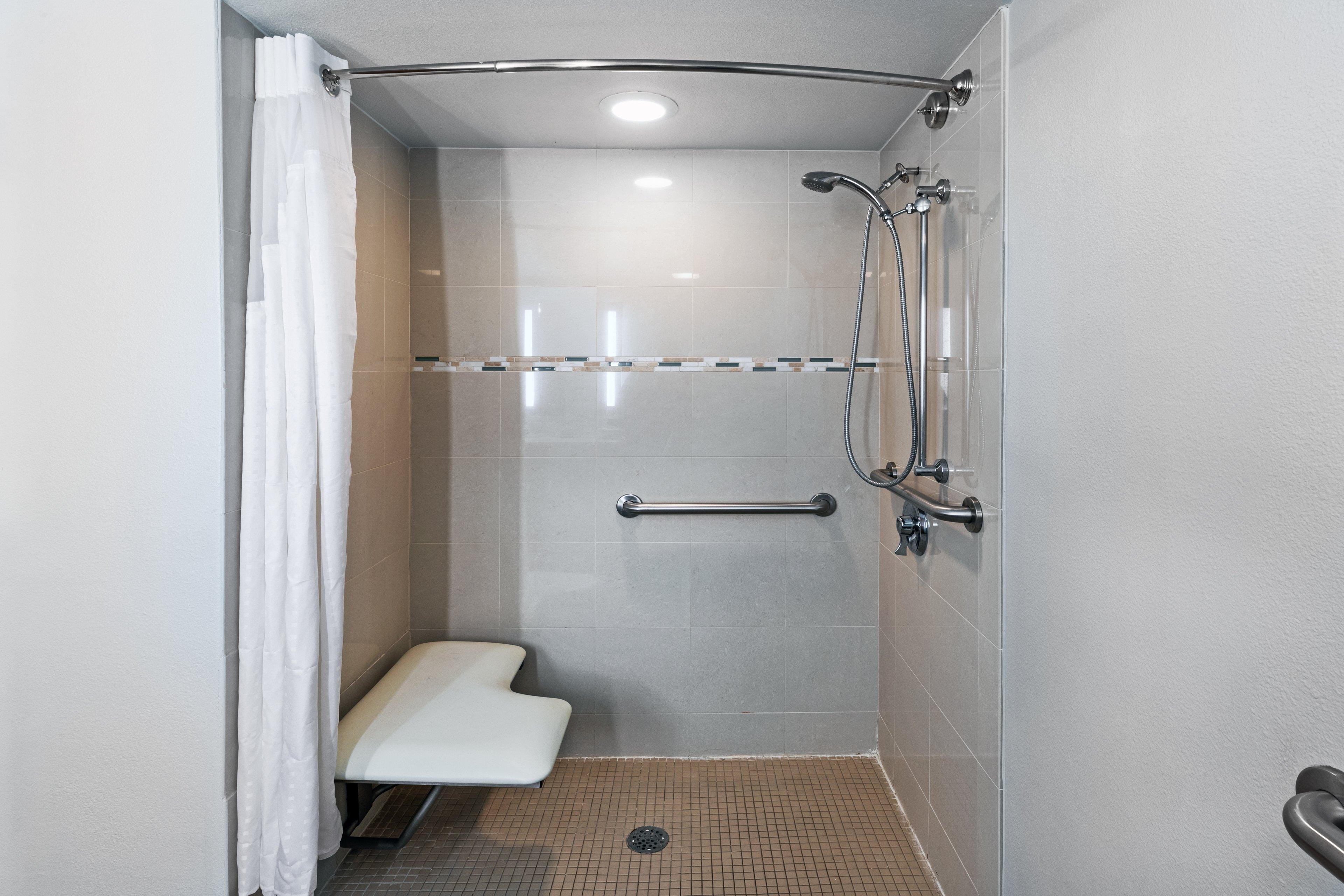 Room Accessible King Size Bed