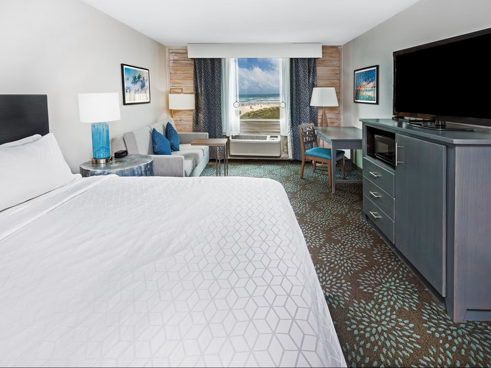 Suite Ocean View King Bed