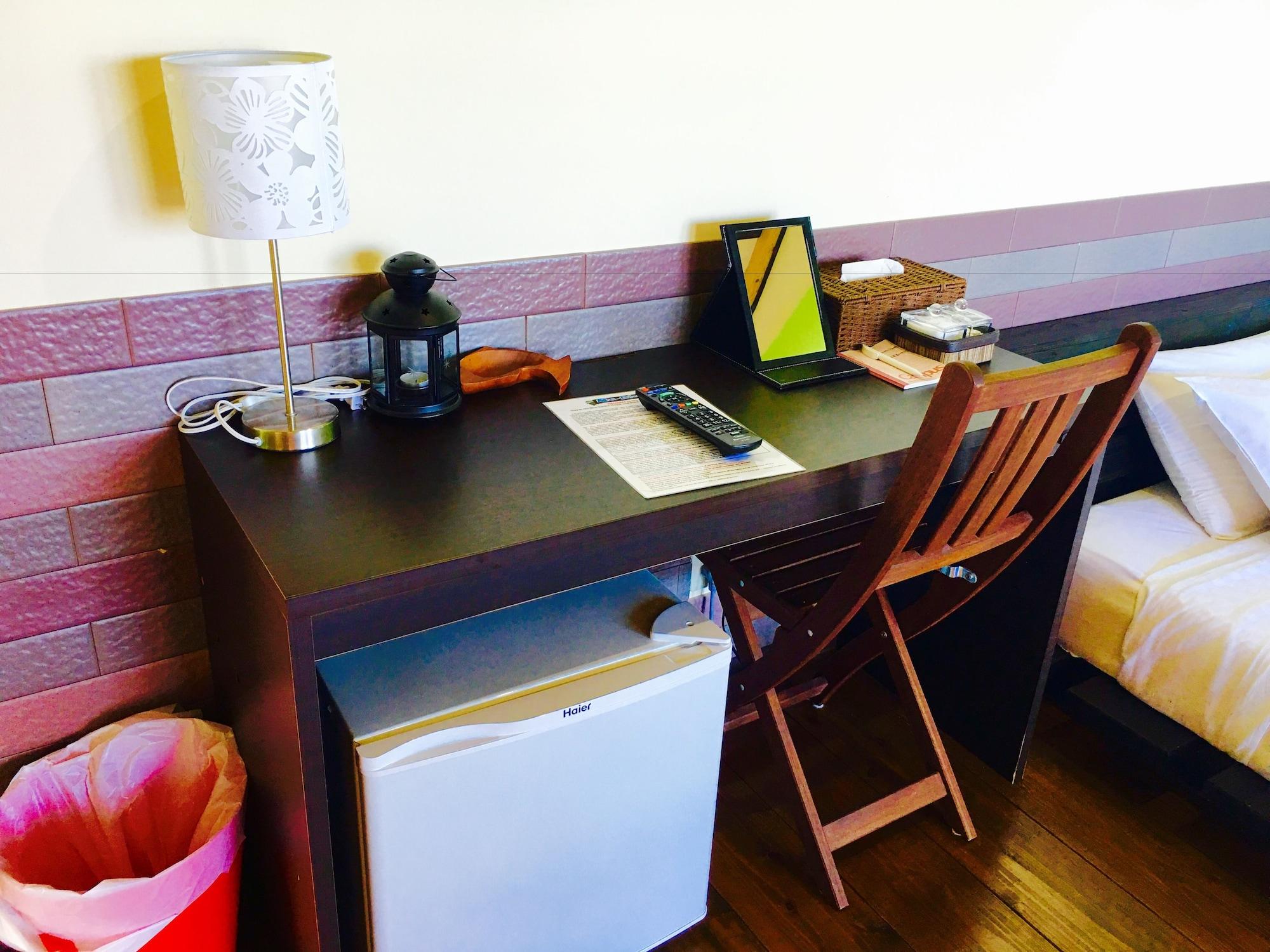 Triple Ocean View King Bed