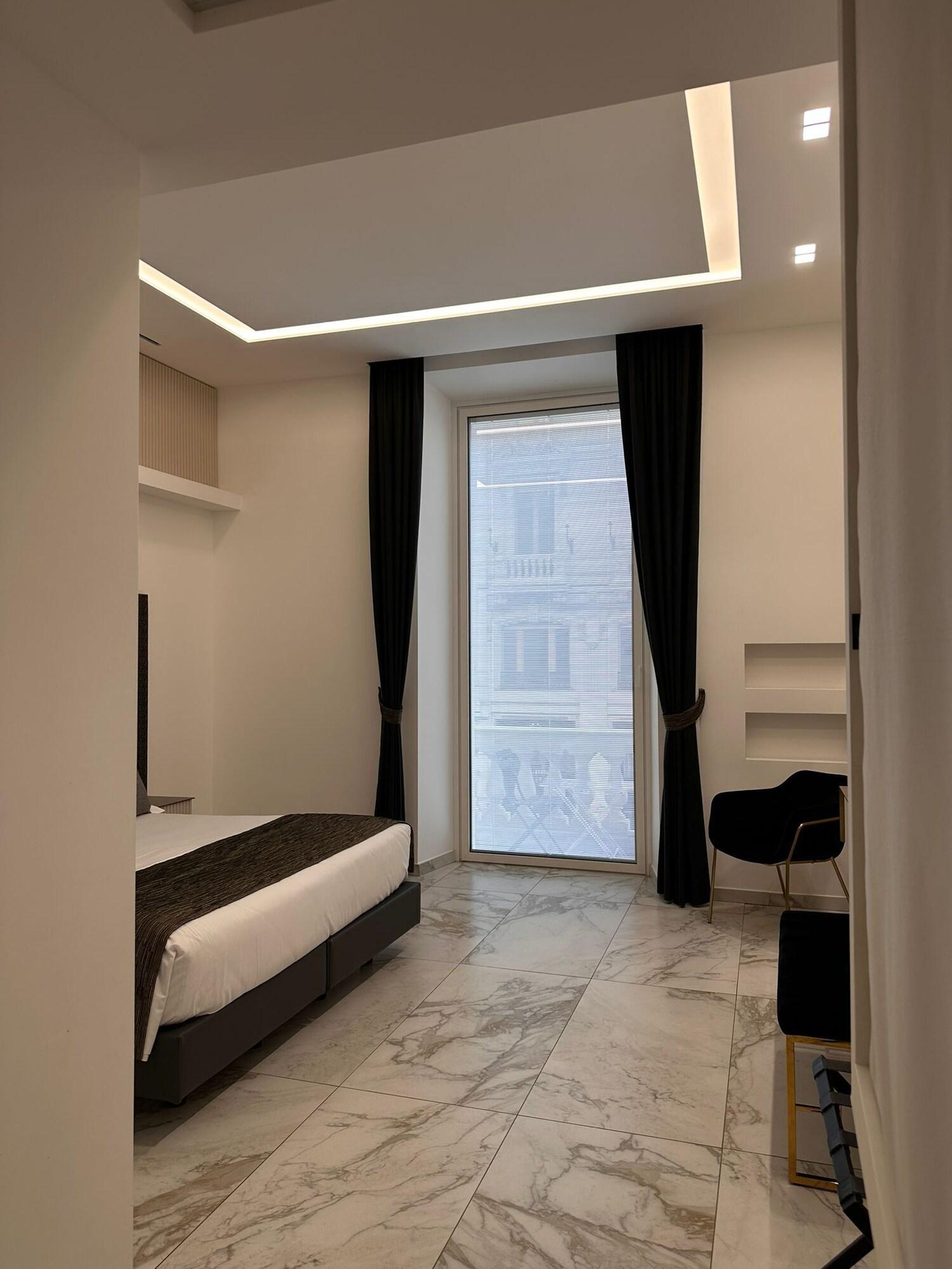 Triple Deluxe Two Beds