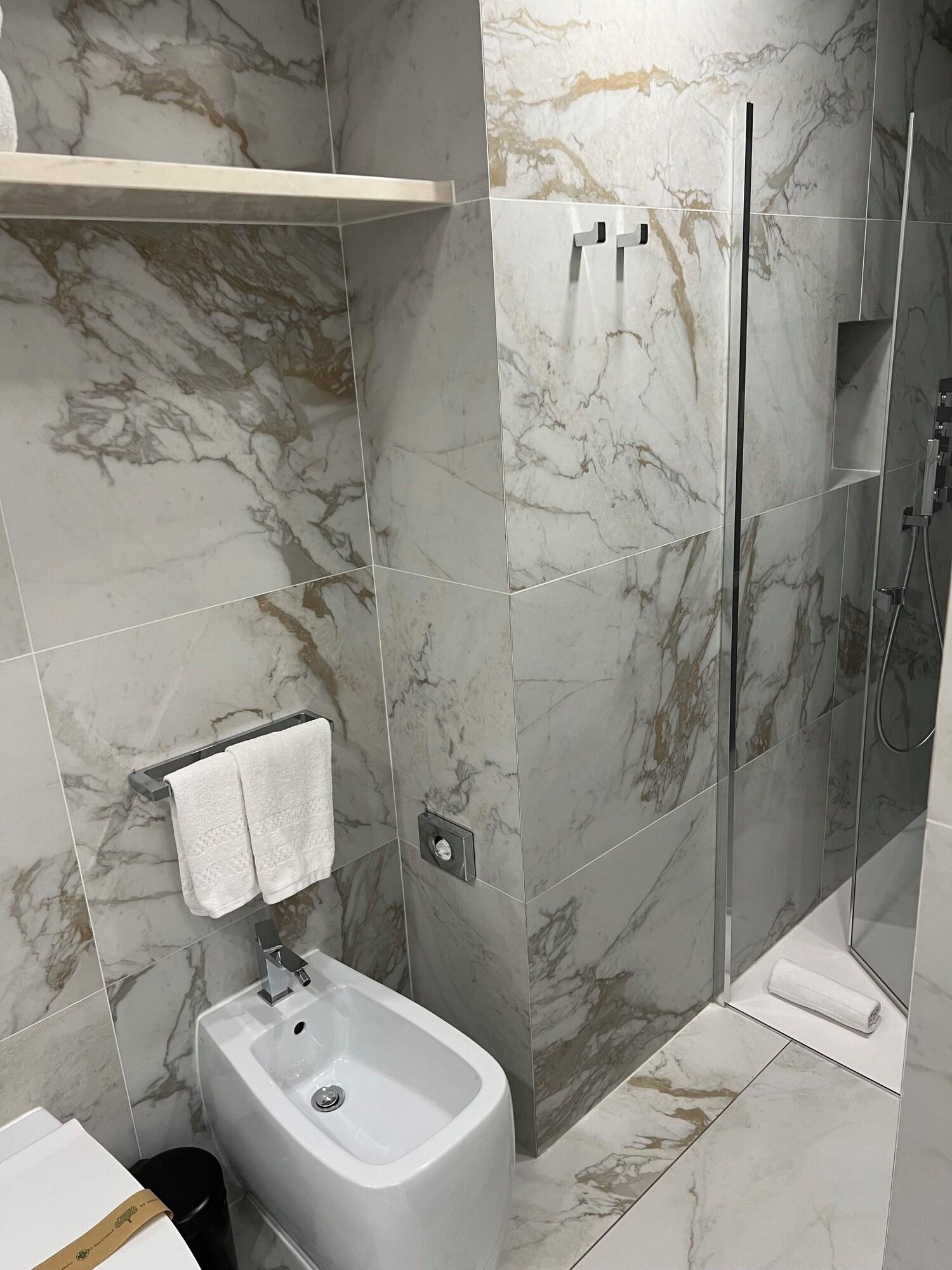 Double Queen Size Bed