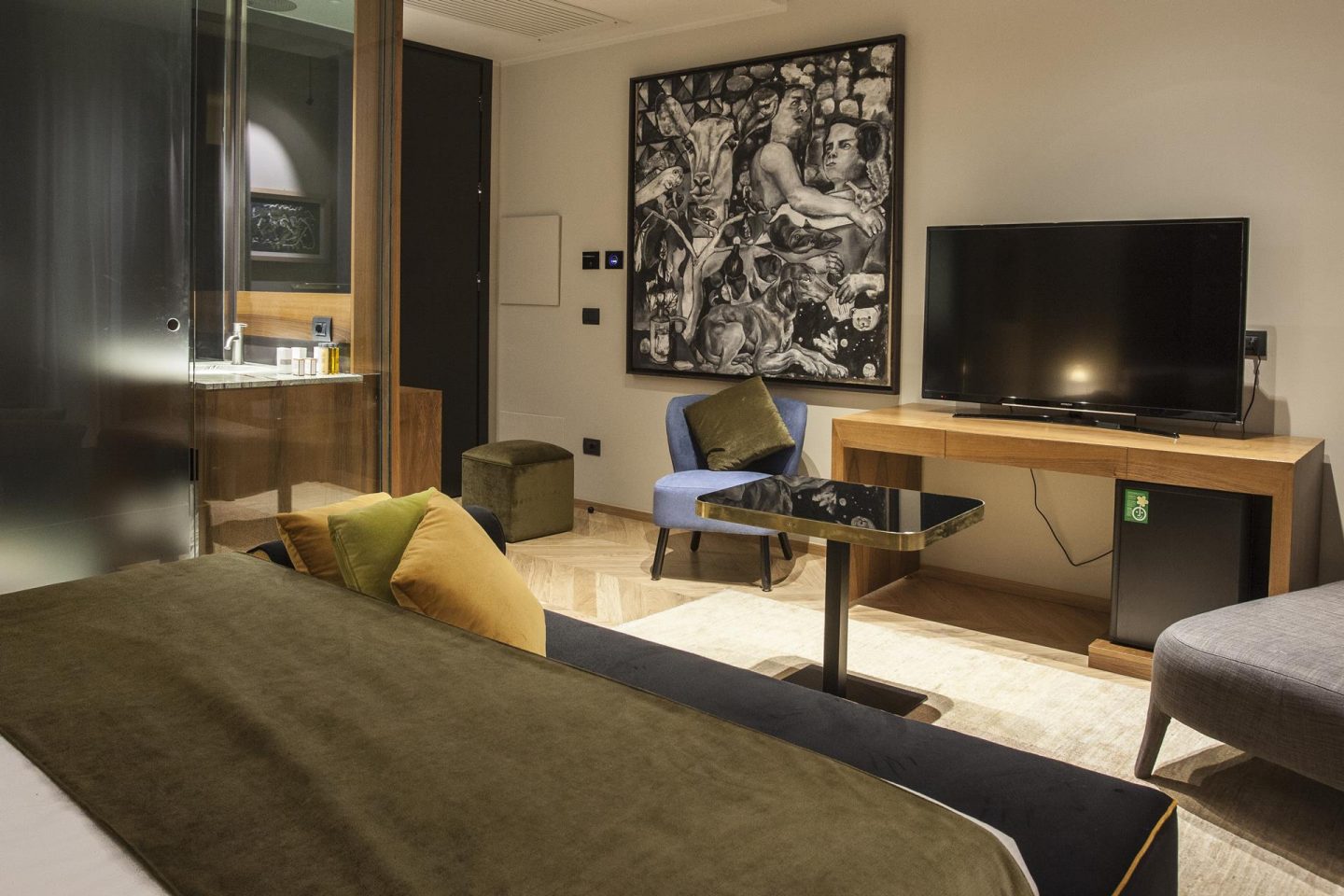 Family Room Capacity 4